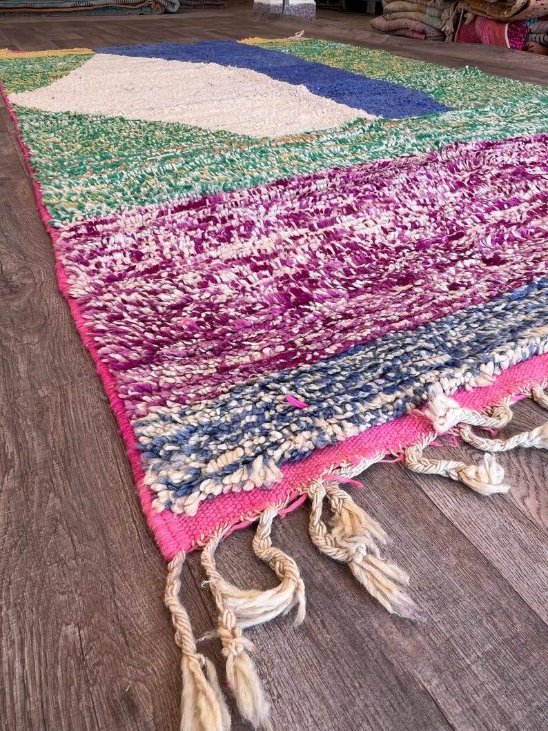 Moroccan Berber rug 250cm x 150cm