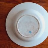 Plat creux de service en faïence de Gien vers 1880