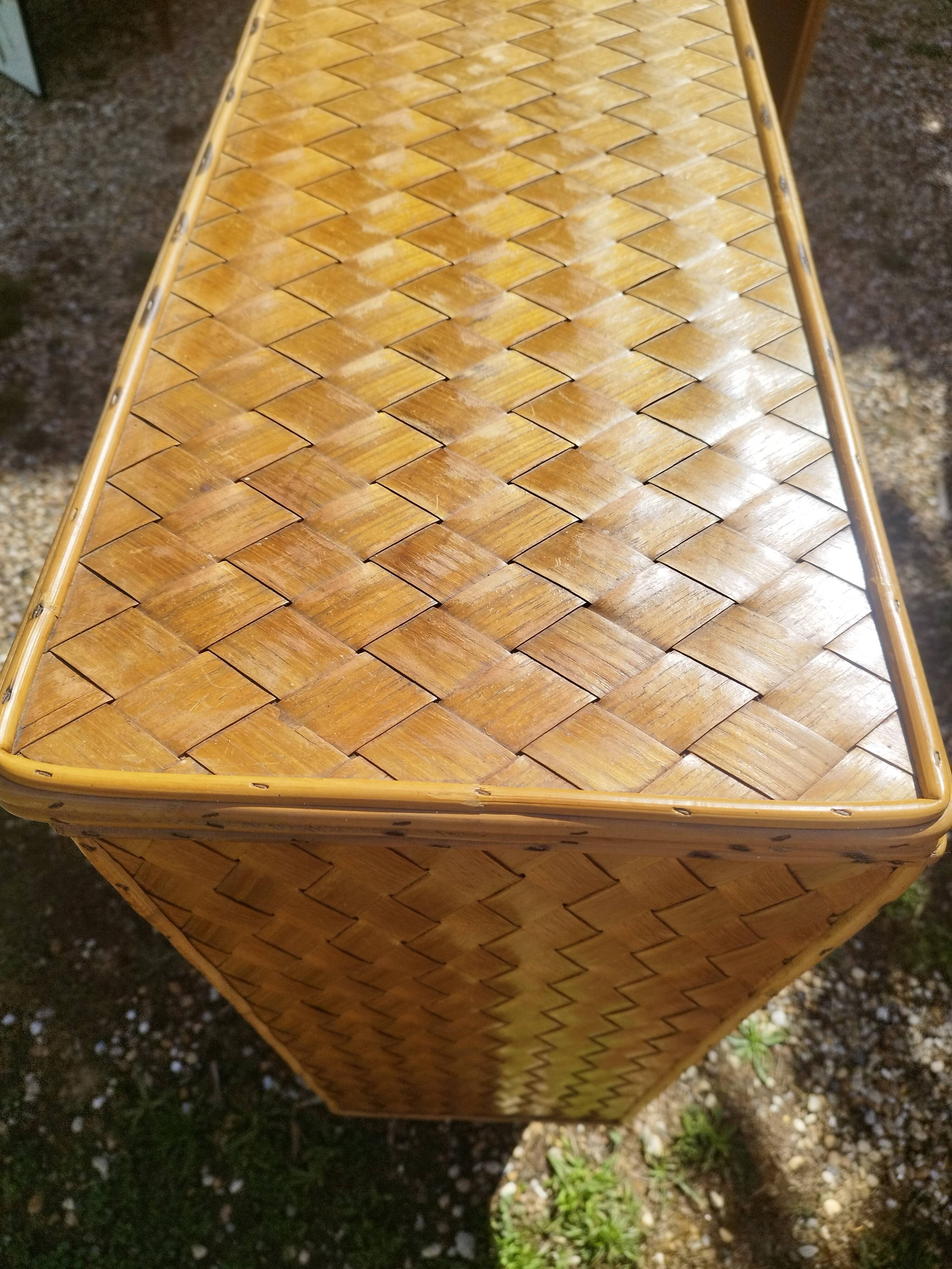 Vintage rattan bar