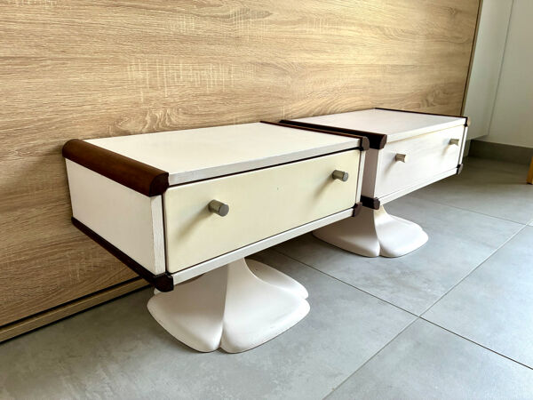Paire chevets pied trèfle Gautier, 1970