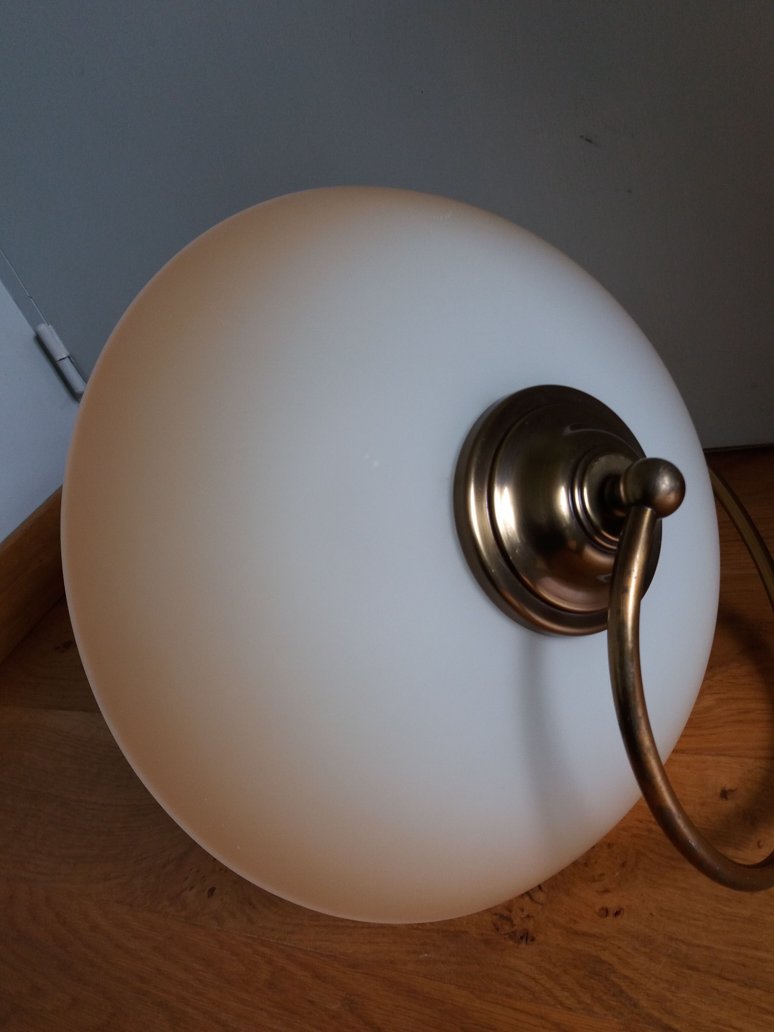 Ceiling lamp suspension brand C.V.L model Cogolin glass and brass