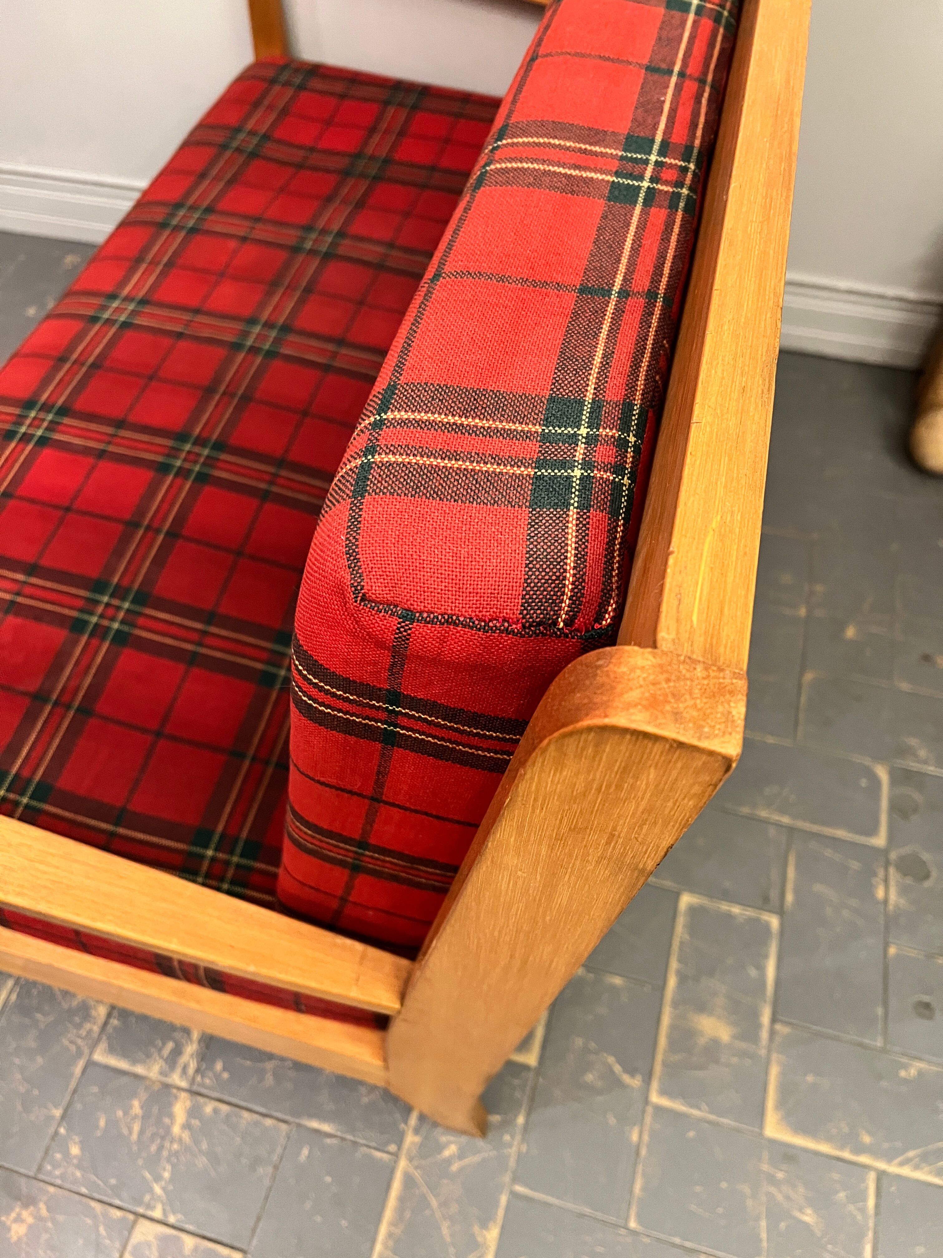 Vintage 2-seater sofa