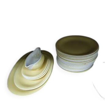 Villeroy & Boch dinnerware set