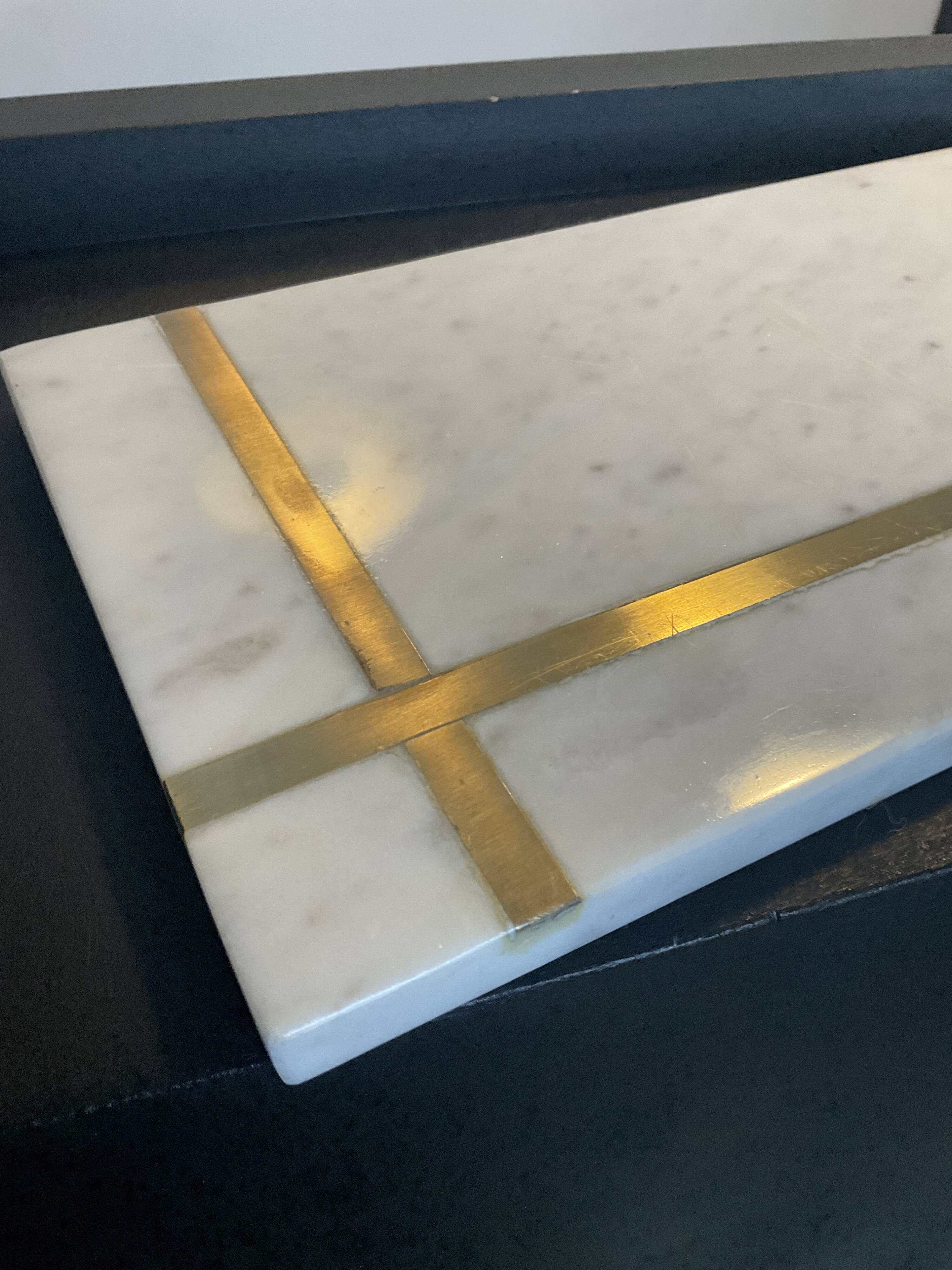Vintage top in Carrara marble and brass 70s