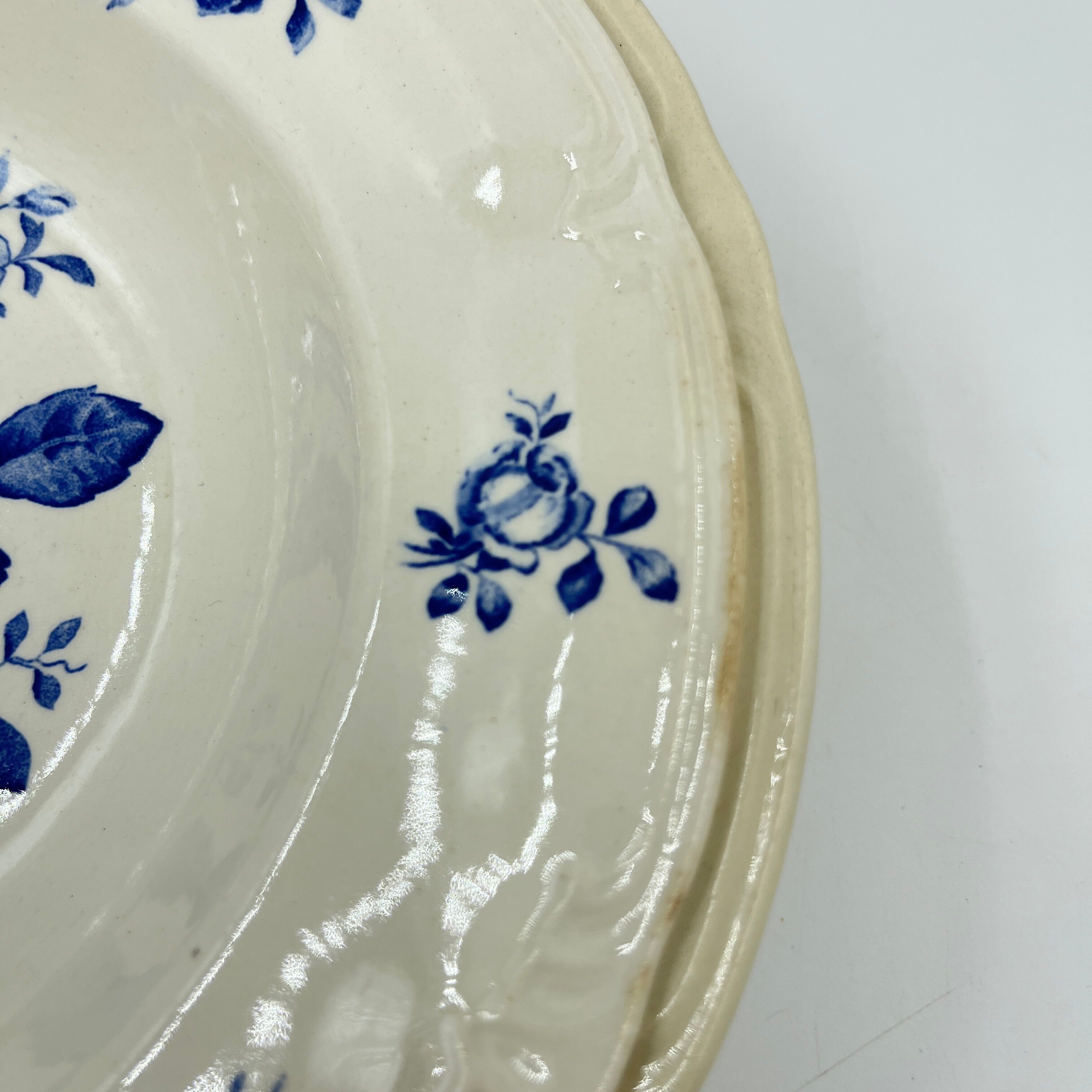 Set of 20 plates Boch Frères décor Rhodia