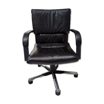 Figura conference chair by Mario Bellini for Vitra