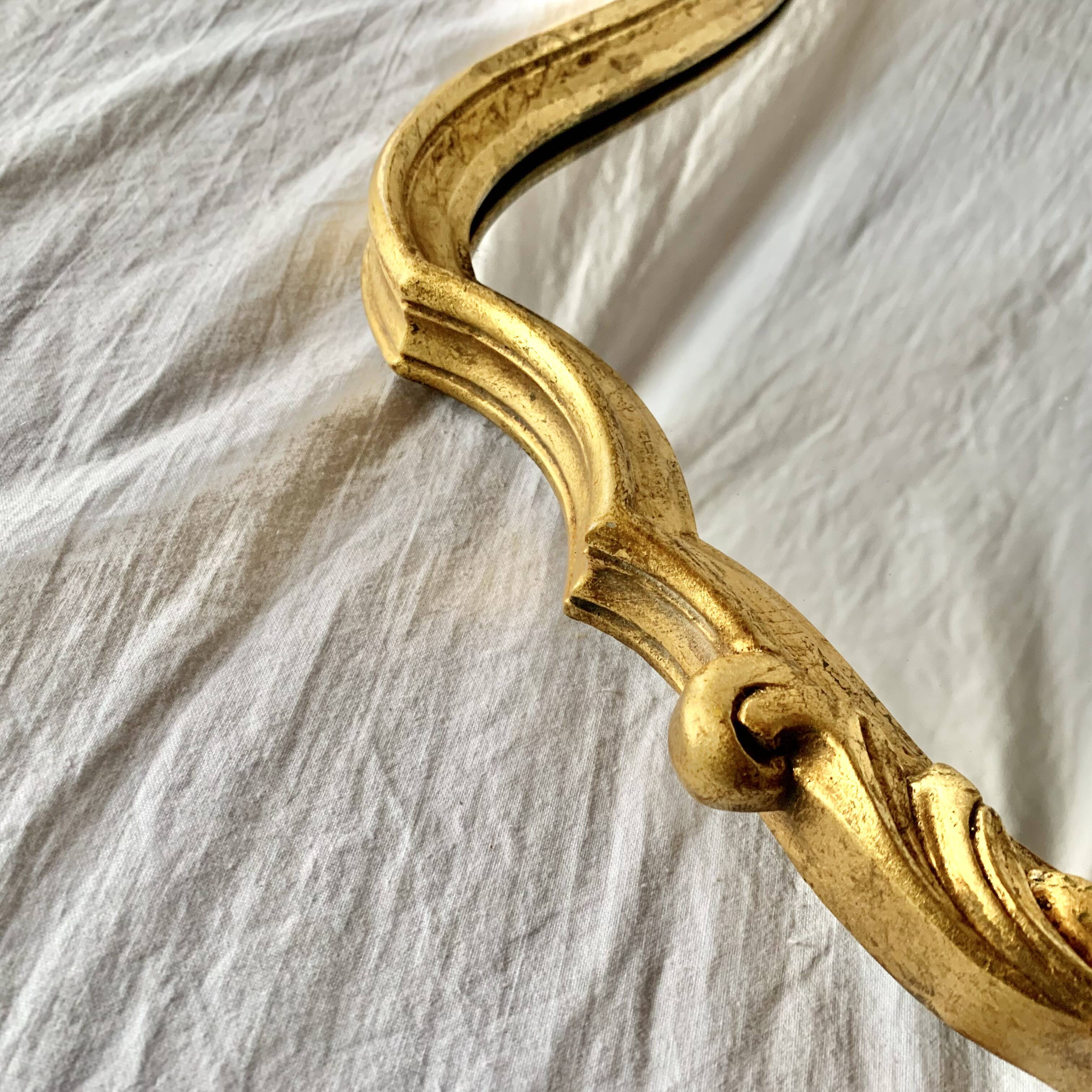 Golden resin rockery wall mirror - 62 x 44 cm