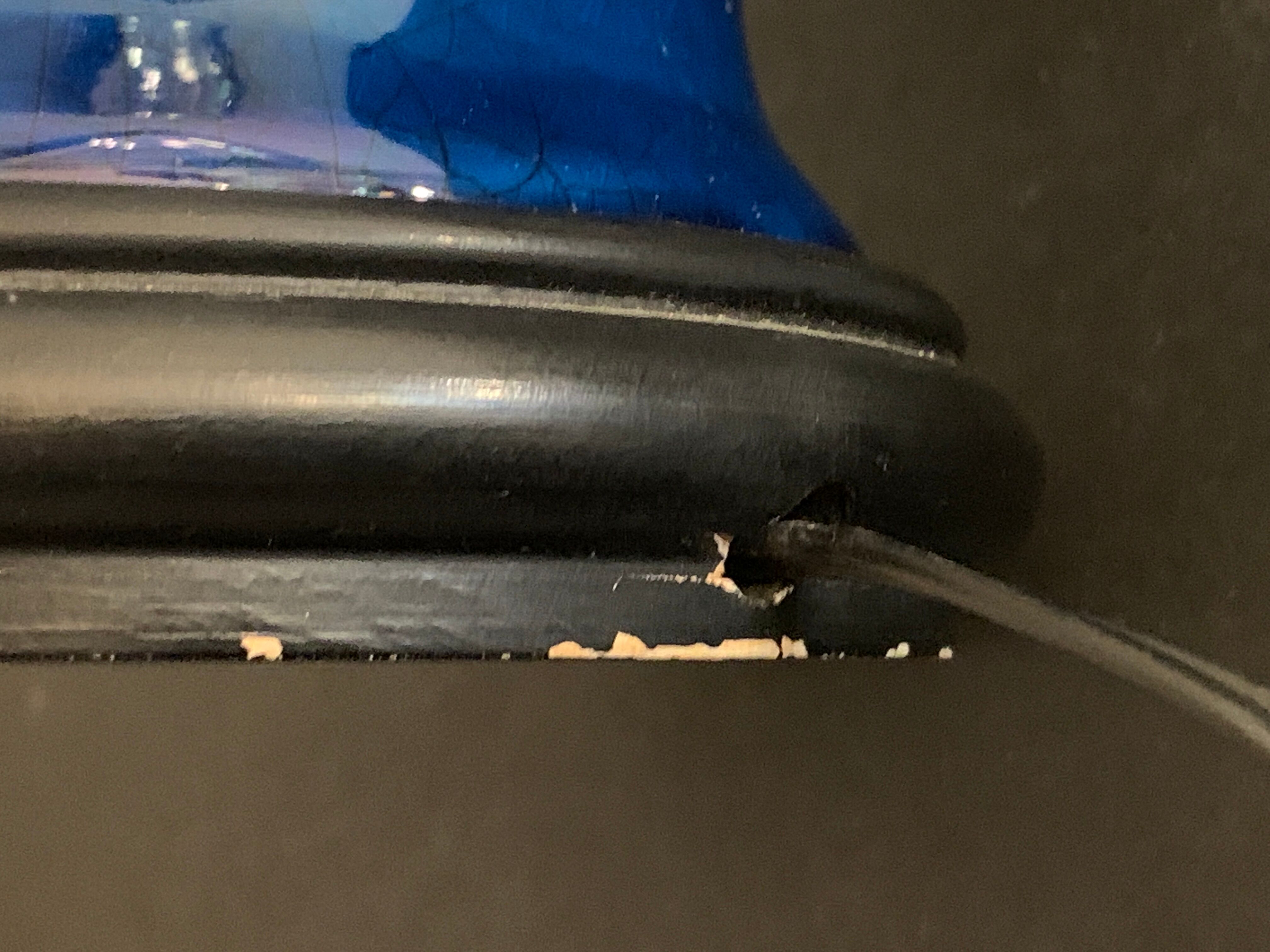 Cracked ceramic lamp base, 1970