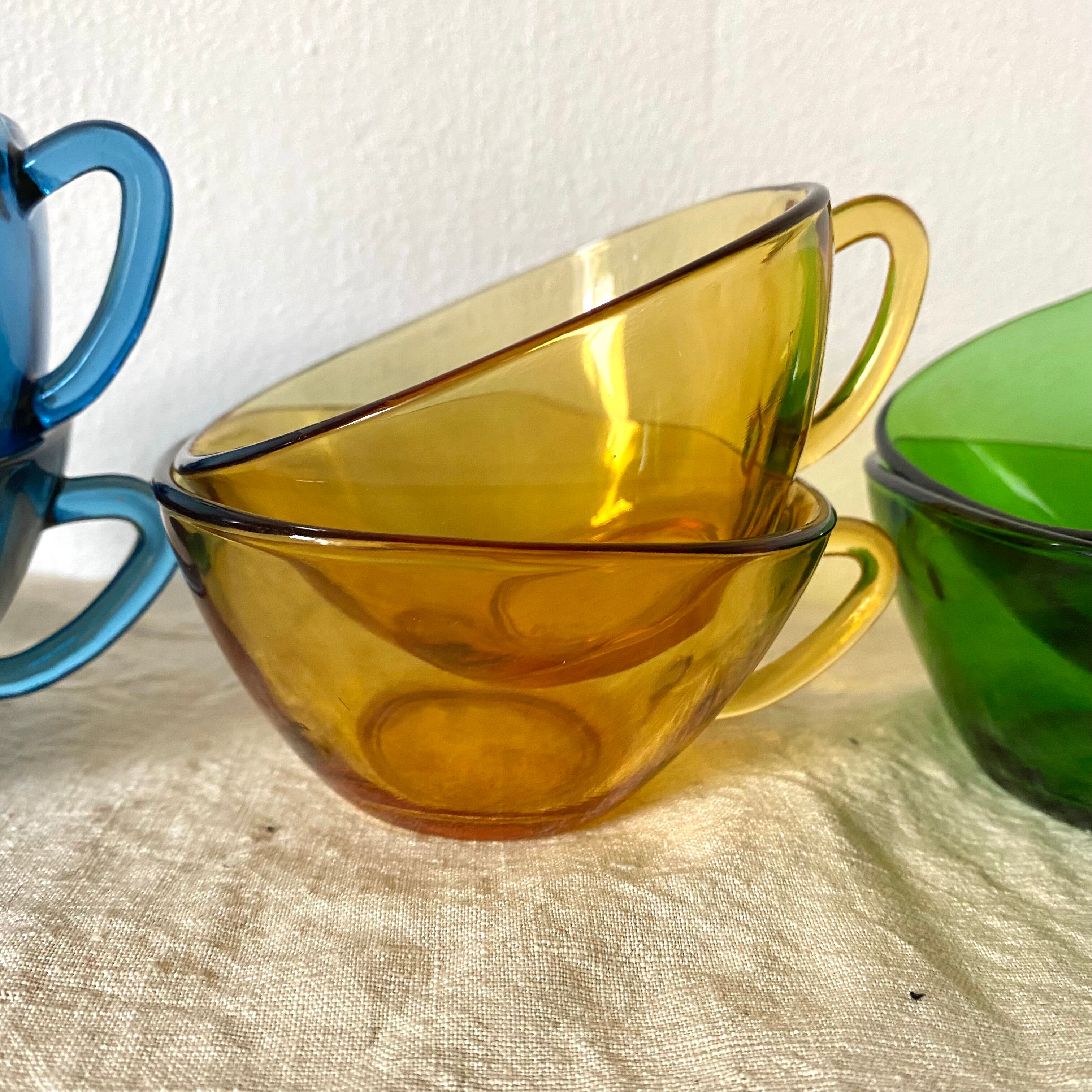 Vintage vereco cups