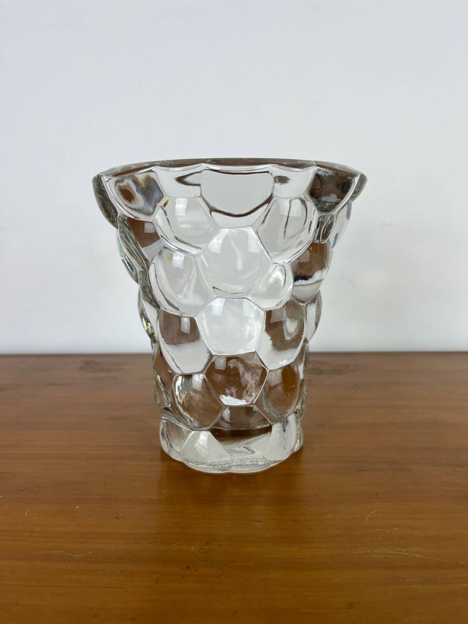 Vase Pierre D’Avesn nid d’abeille art déco signé