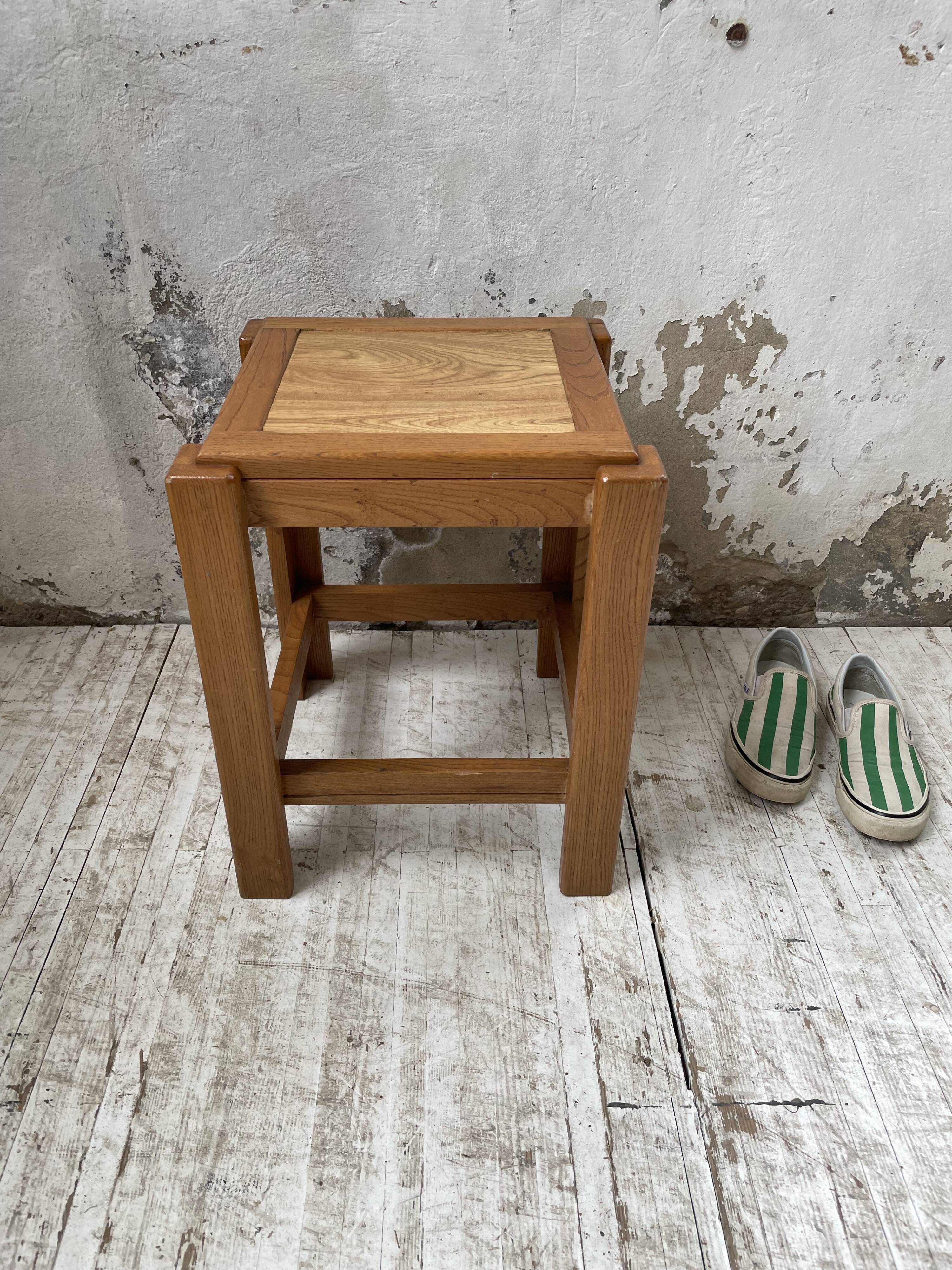 Solid elm stool Maison Regain