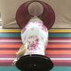 Lampe potiche porcelaine dessin fleurs avec abat-jour violet vintage
