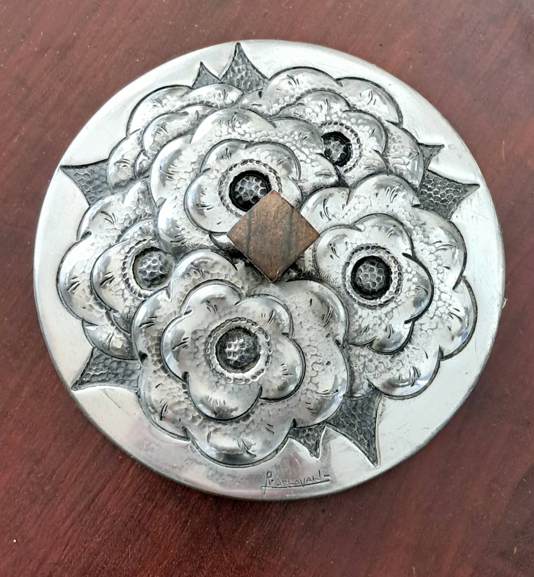 Tin Bonbonnière. Art Deco. Signed René Delavan.