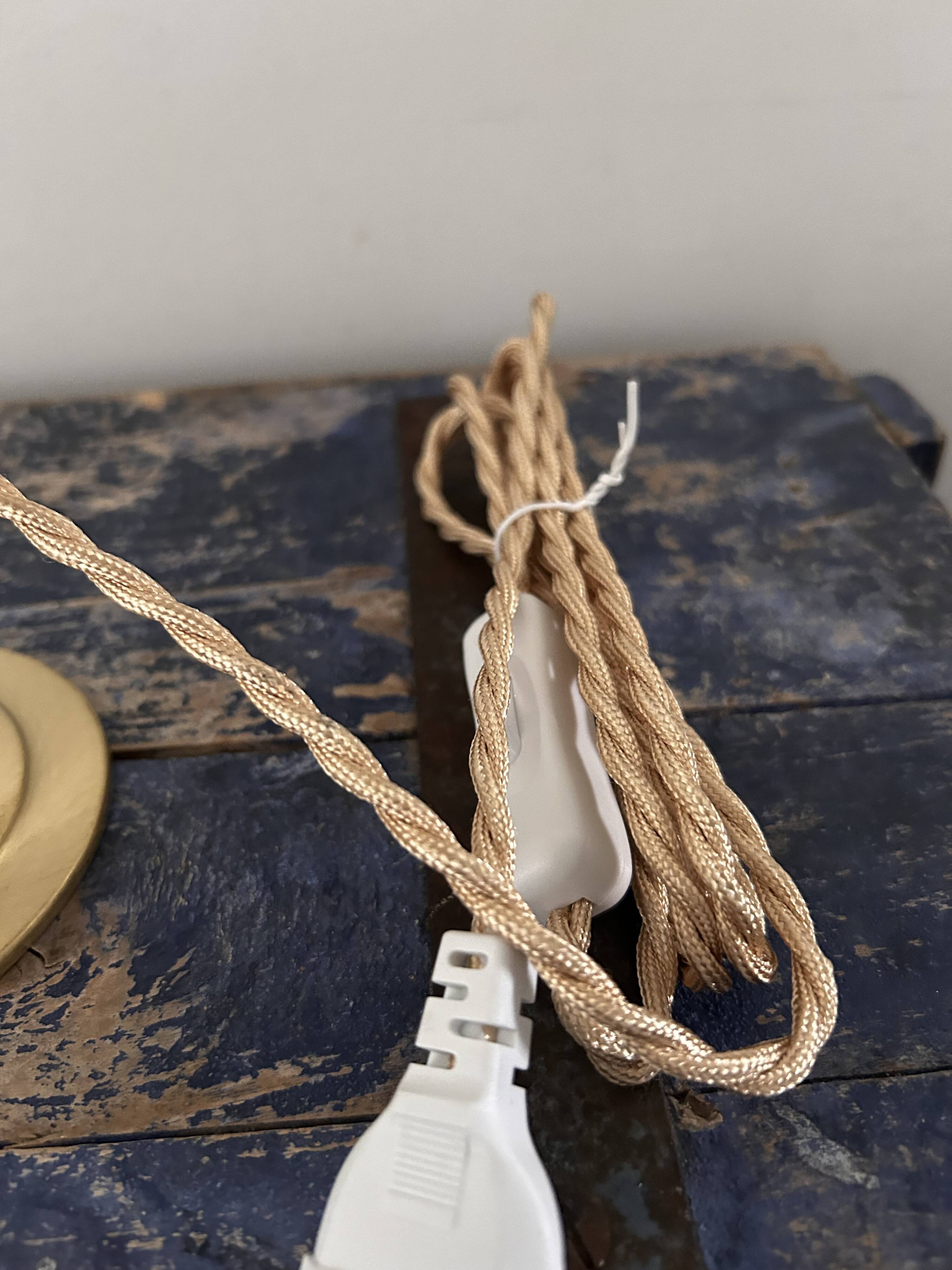 Art Deco globe table lamp