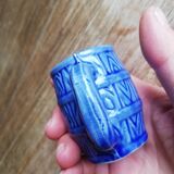Small pot with handle imitation blue varnished barrel