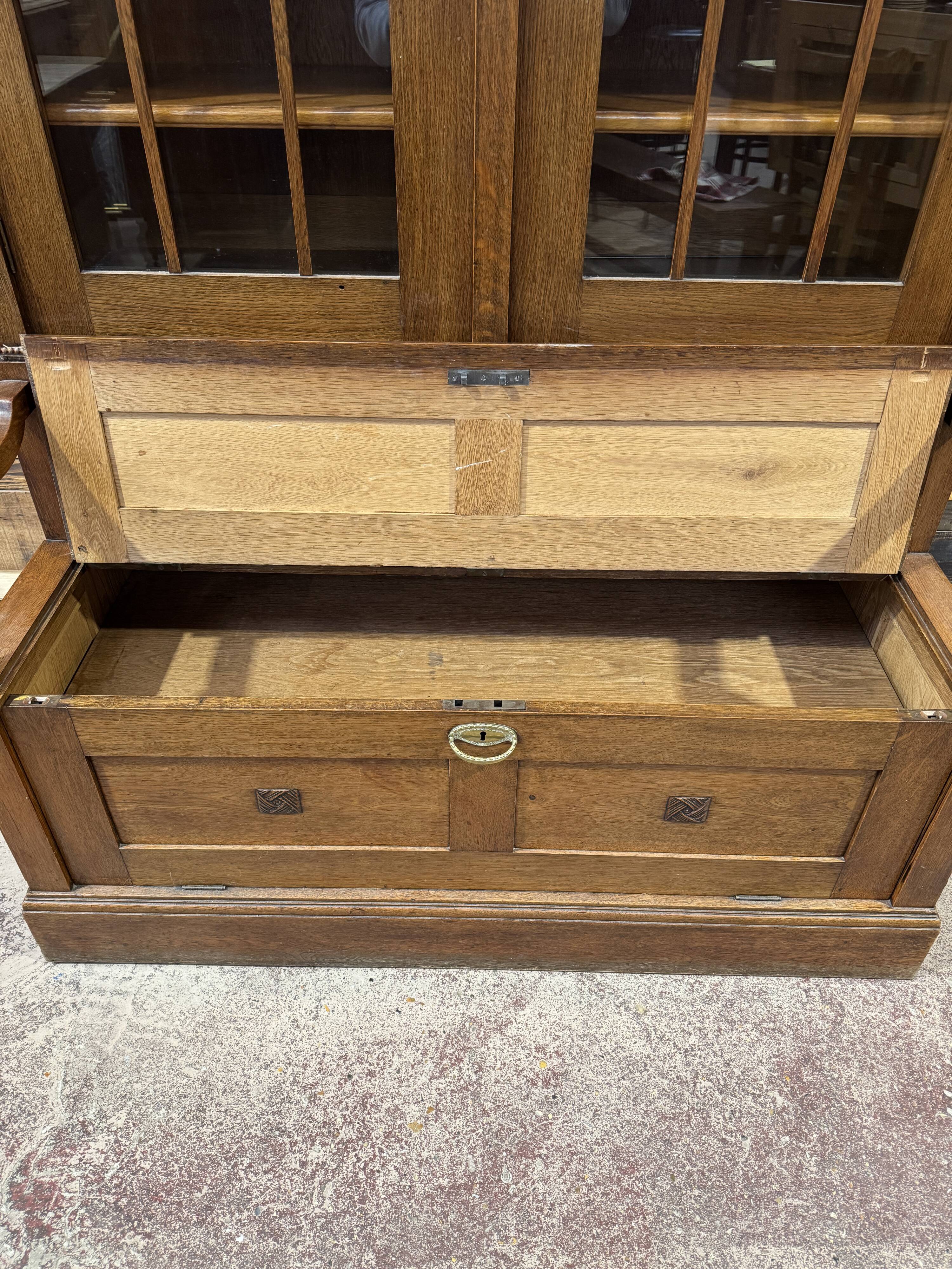 Solid oak entryway furniture