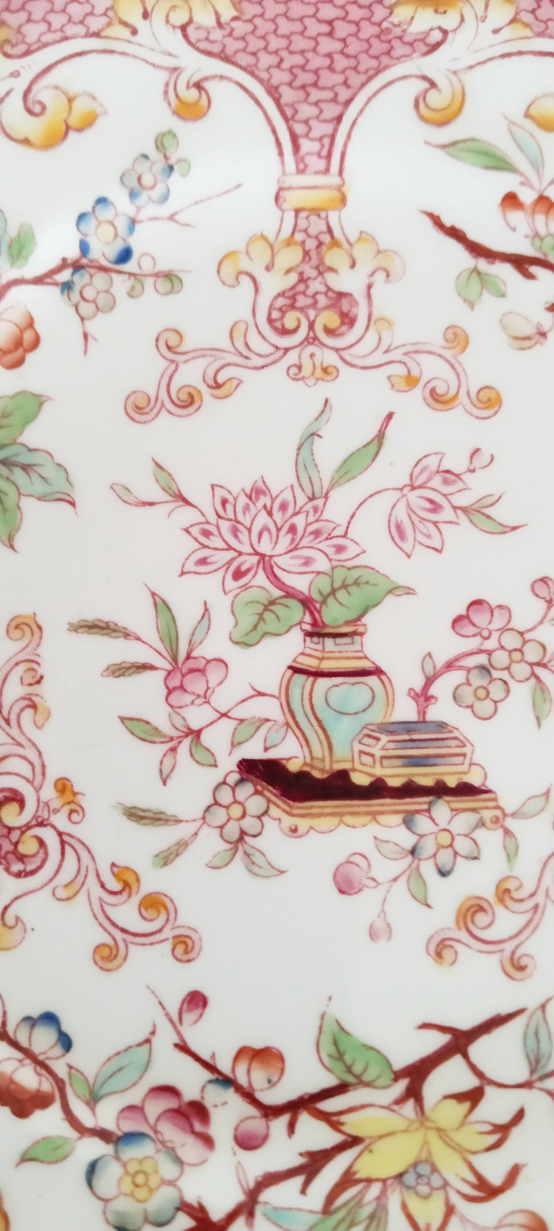 Porcelain dessert plate, Minton Decor 235, pink, Sarreguemines