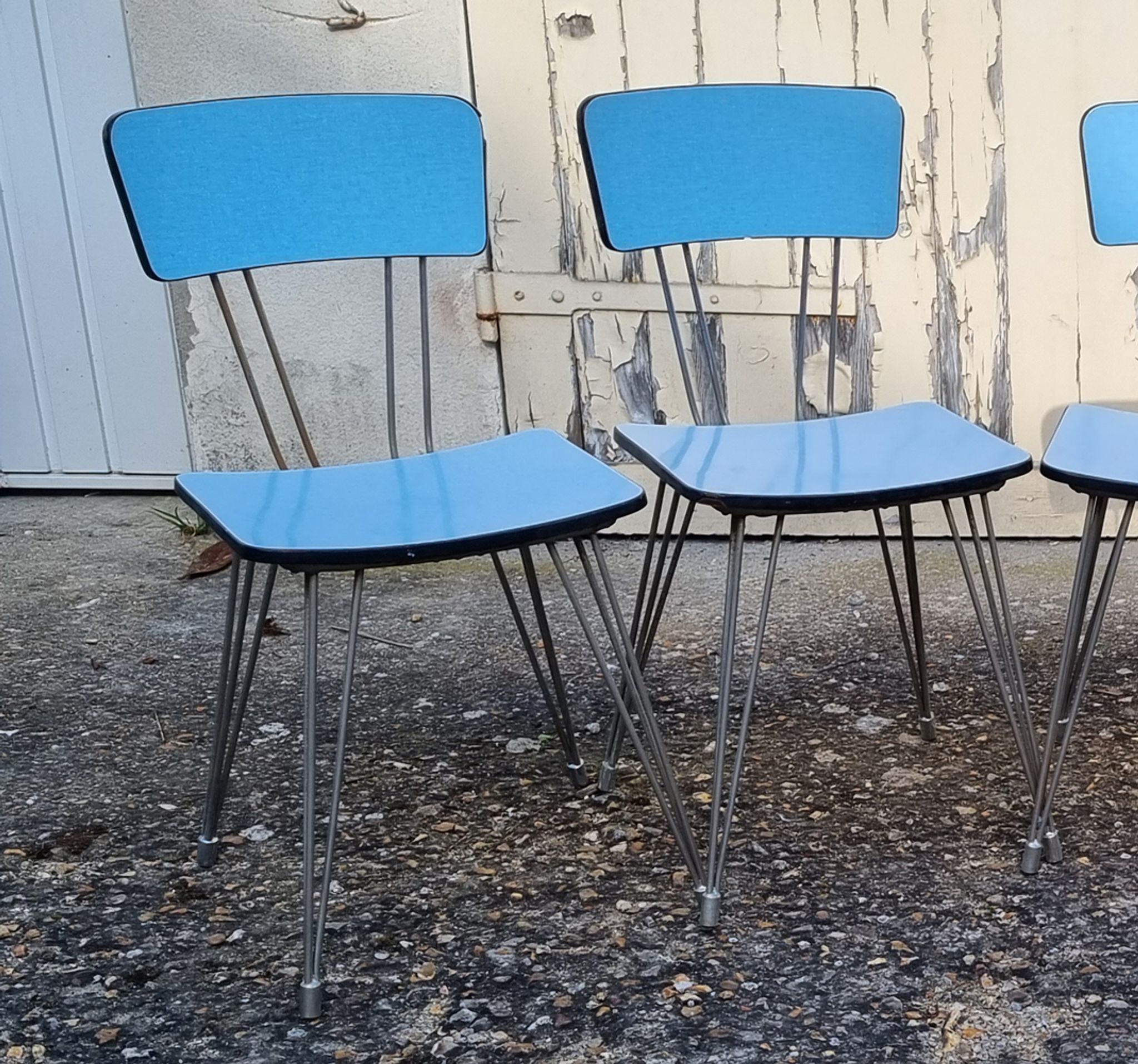 Large blue formica table, SIF brand, vintage, eiffel legs, and its 6 chairs, 50s