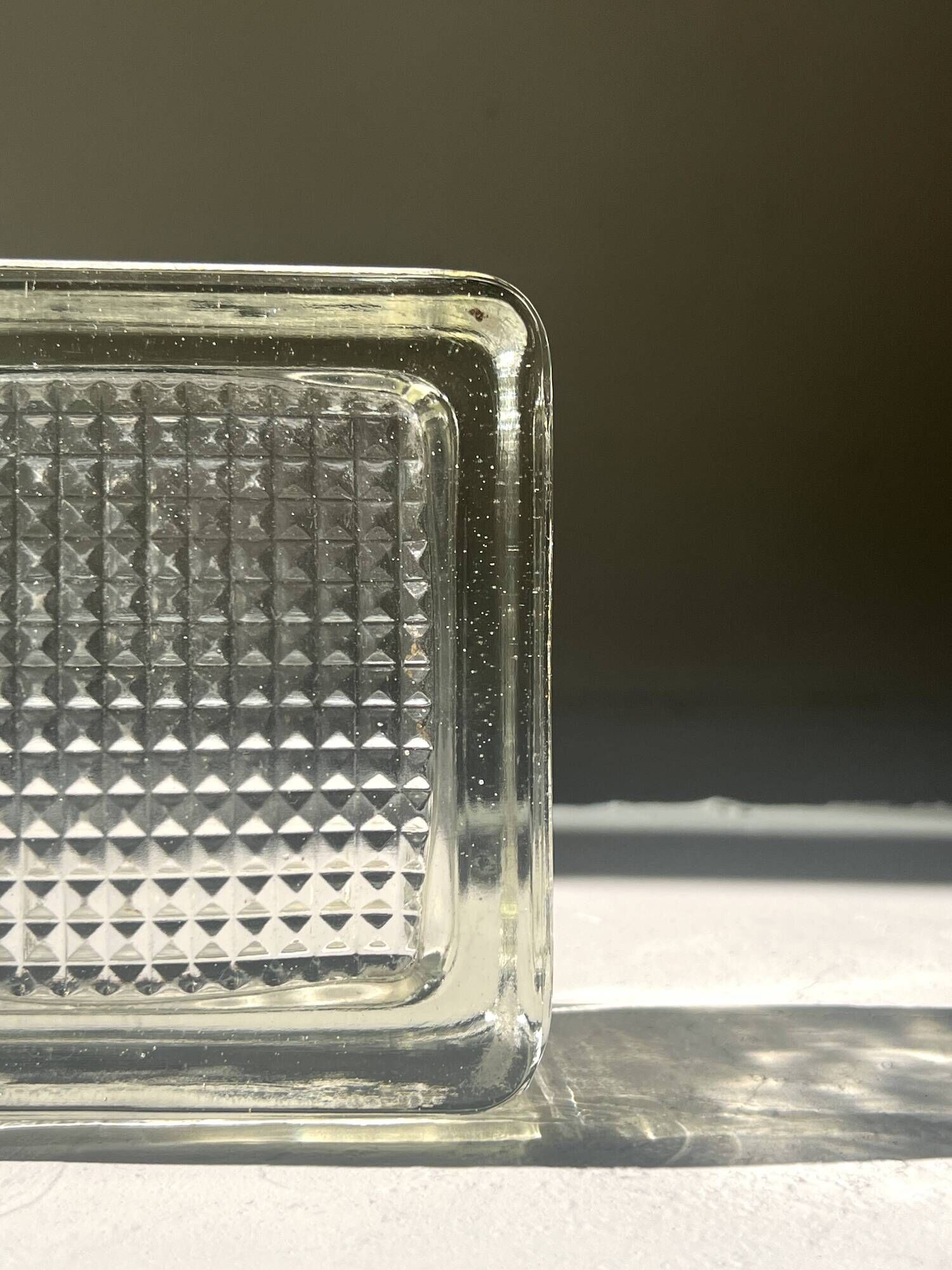 Ashtray catch-all Nevada in tempered glass attributed to Corbusier / Perriand