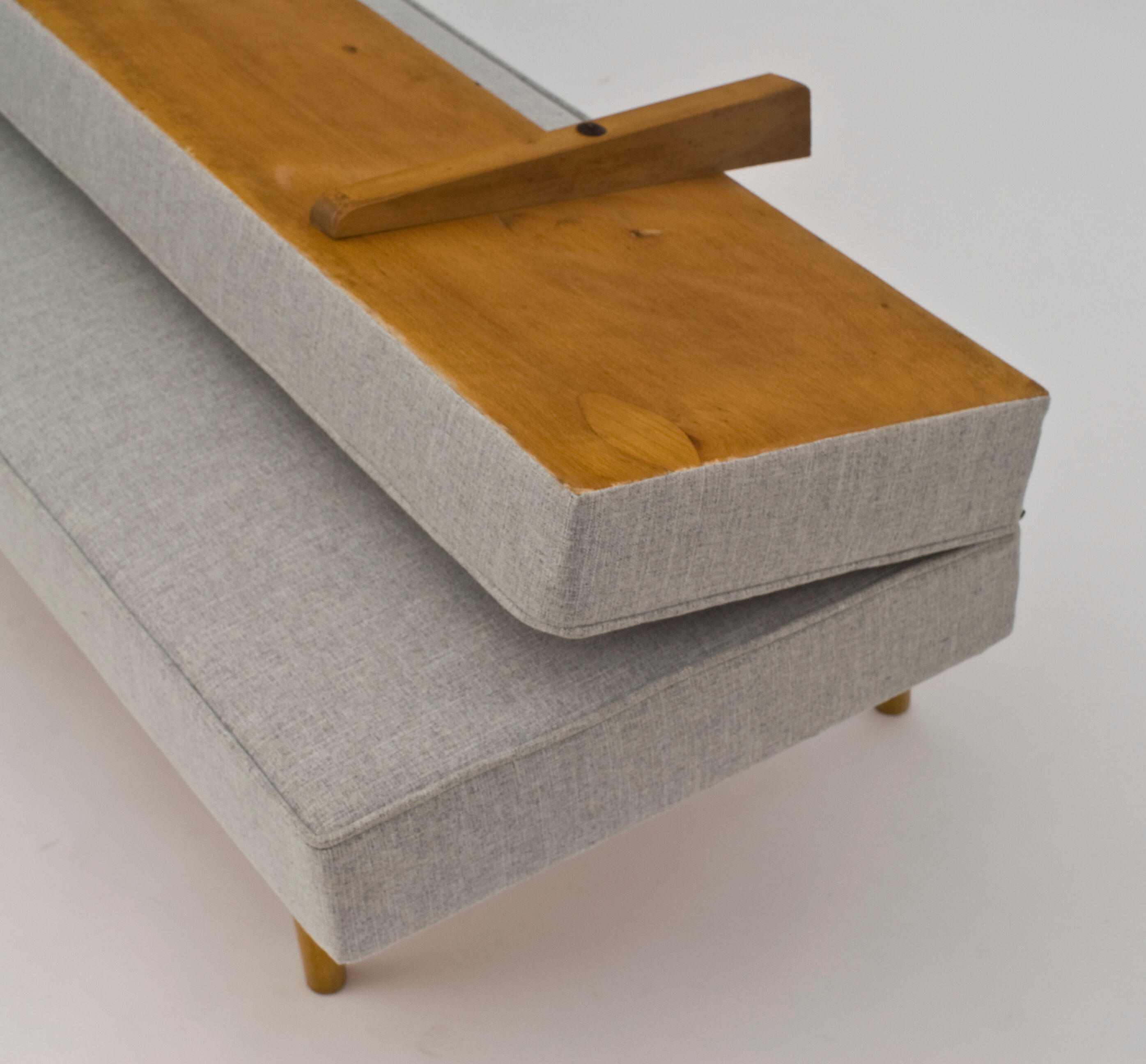 Daybed by Miroslav Navratil