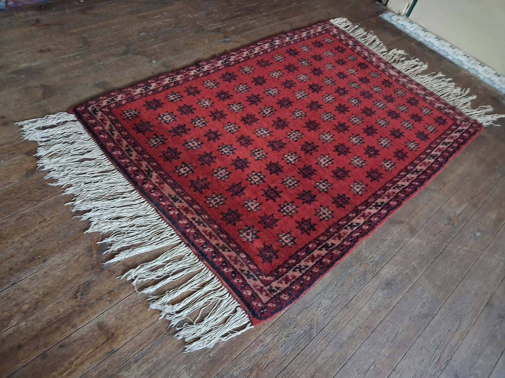 Tapis Ouzbek fait main 173x118cm