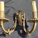 Series d e 3 applied in bronze/lion's head