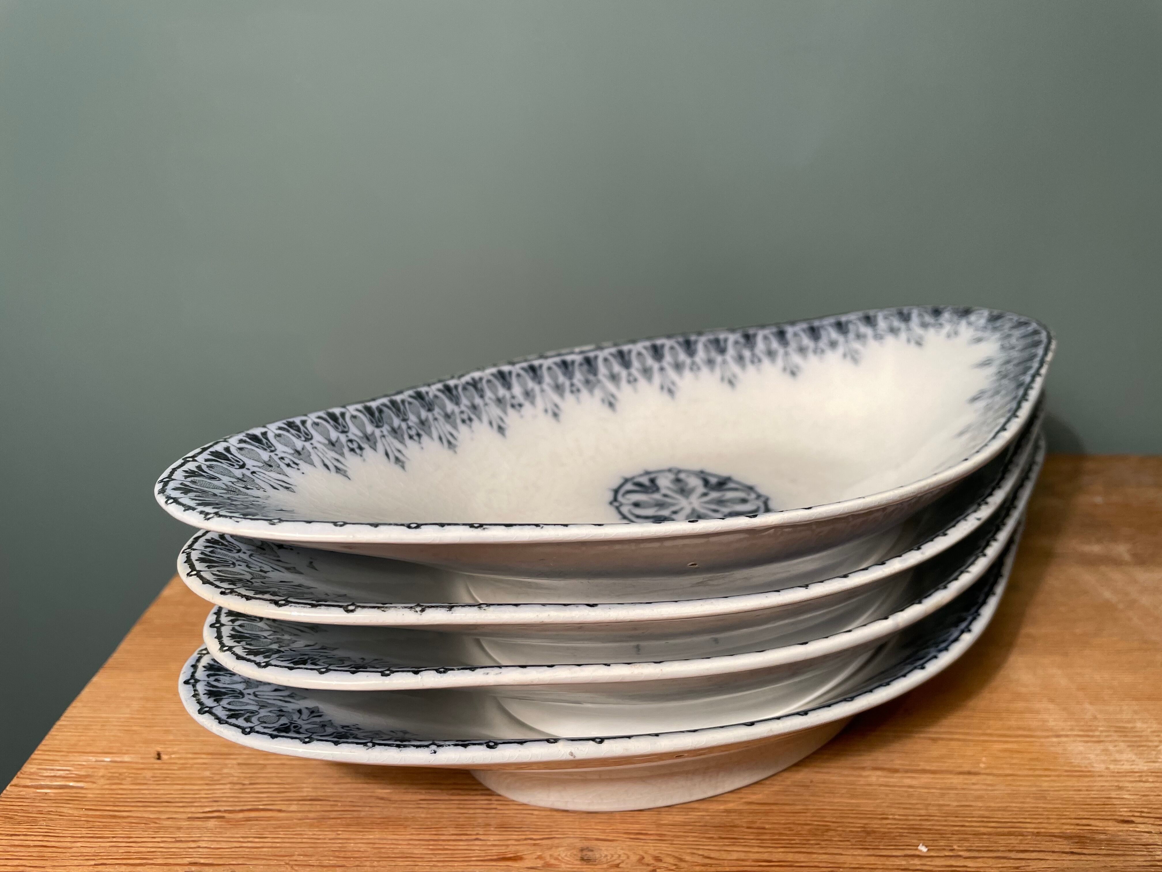 Lot de 4 raviers Terre de Fer XIXème
