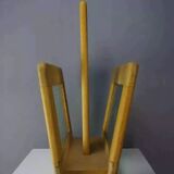 Porte-revues en bois et verre