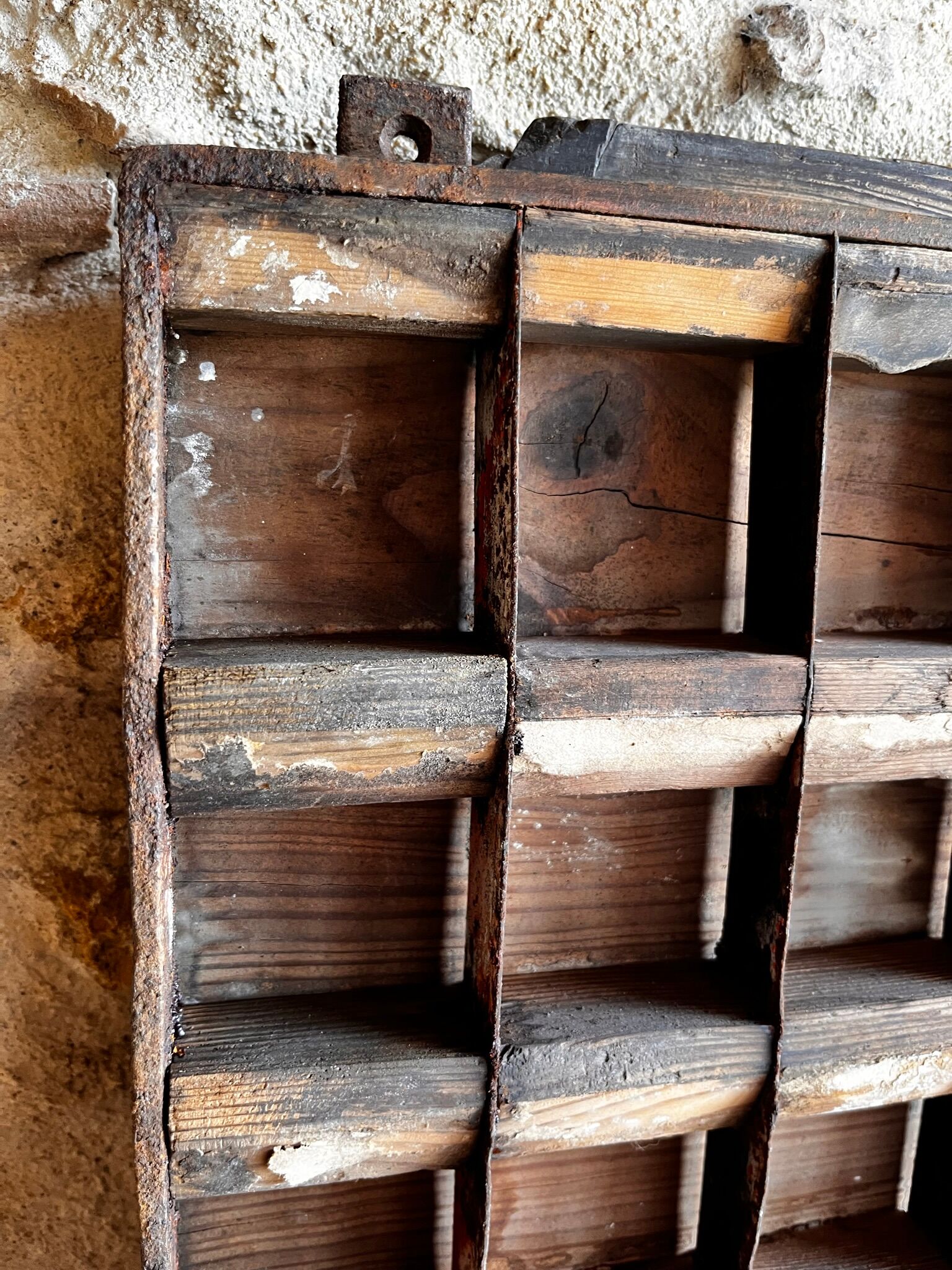 Metal and wood printing locker