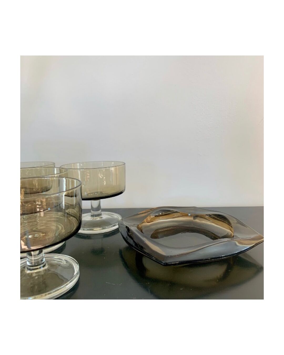 Lot 6 smoked foot glasses Luminarc