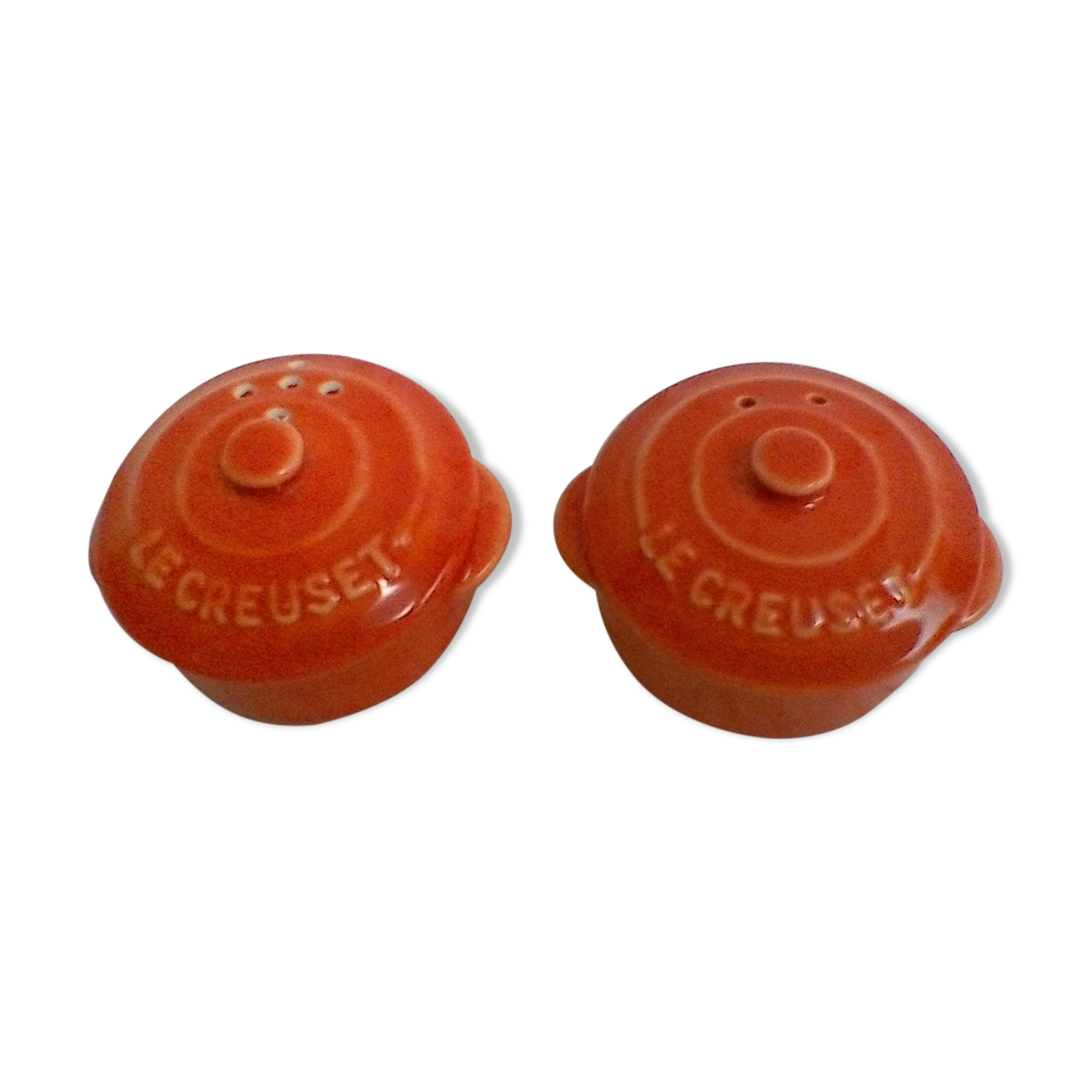 Salt and pepper pot, Le Creuset