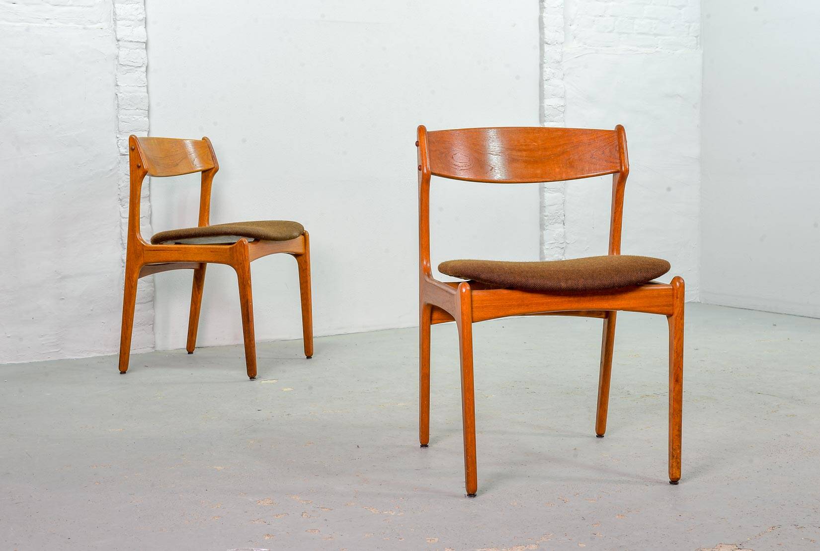 Erik Buch Danish Design Teak Dining Chairs for Oddense Maskinsnedkeri 1960s