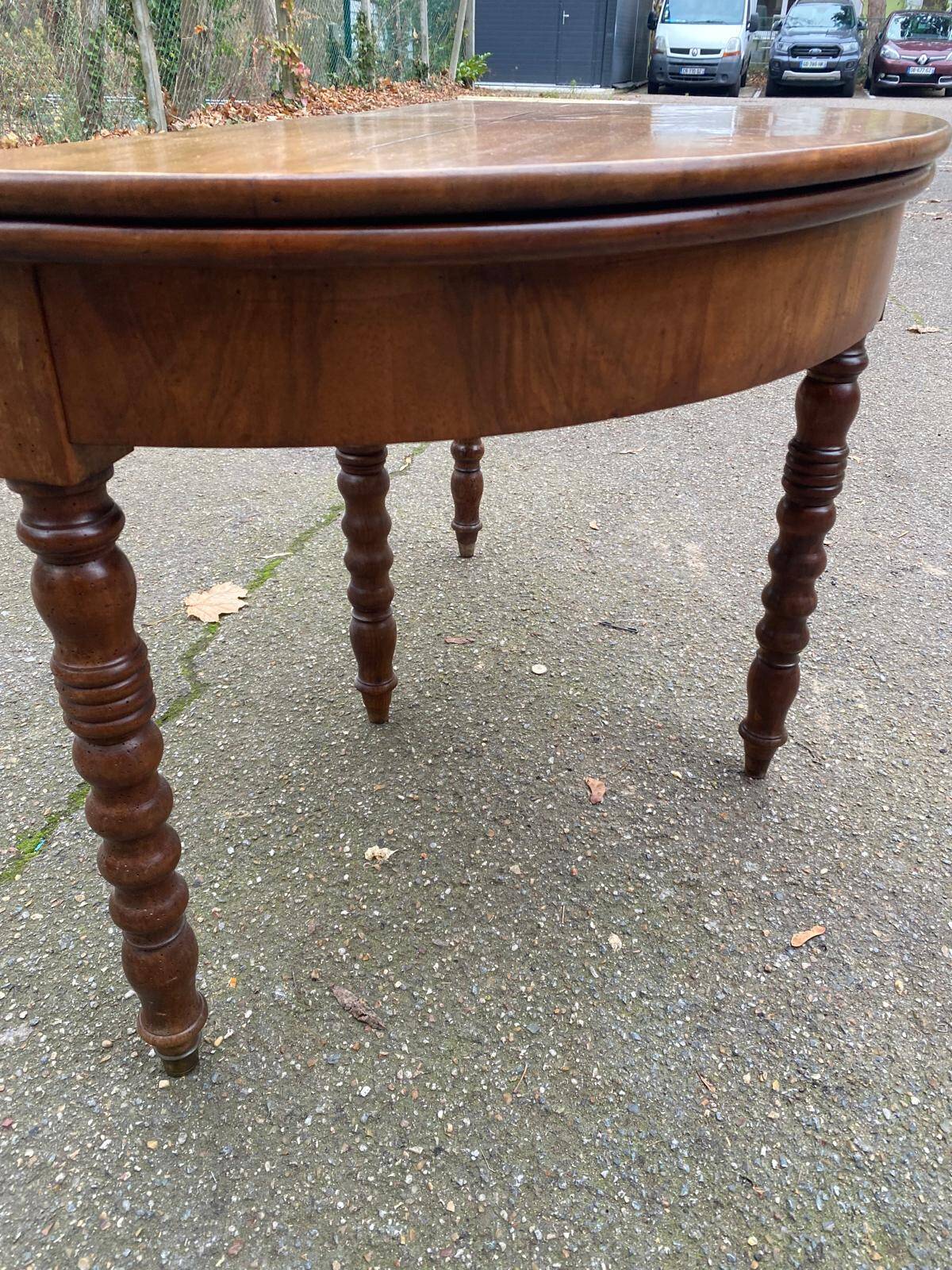 Round extendable dining table with drop leaf, 19th century console table
