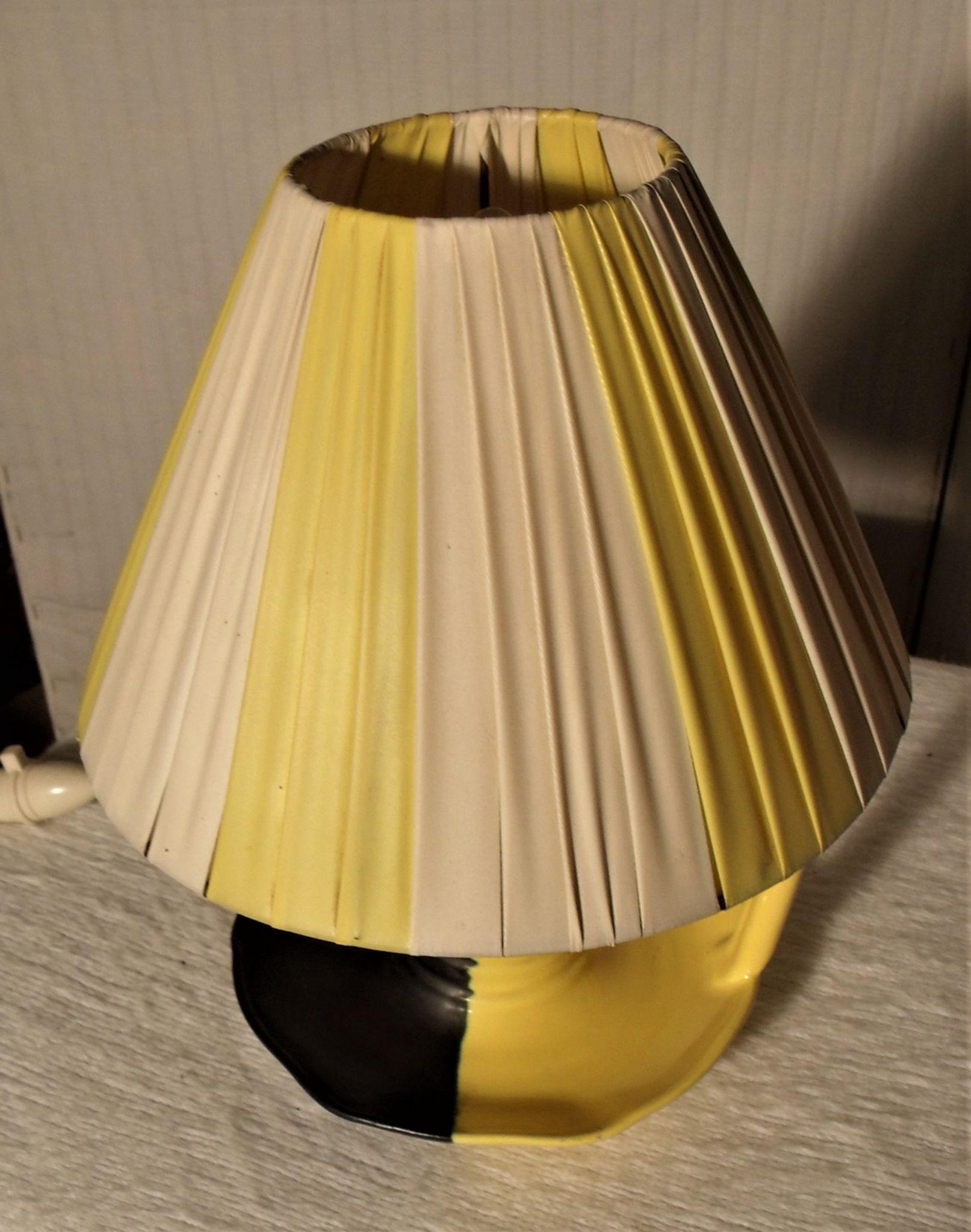 Petite lampe bougeoir vintage ceramique signée Vallauris