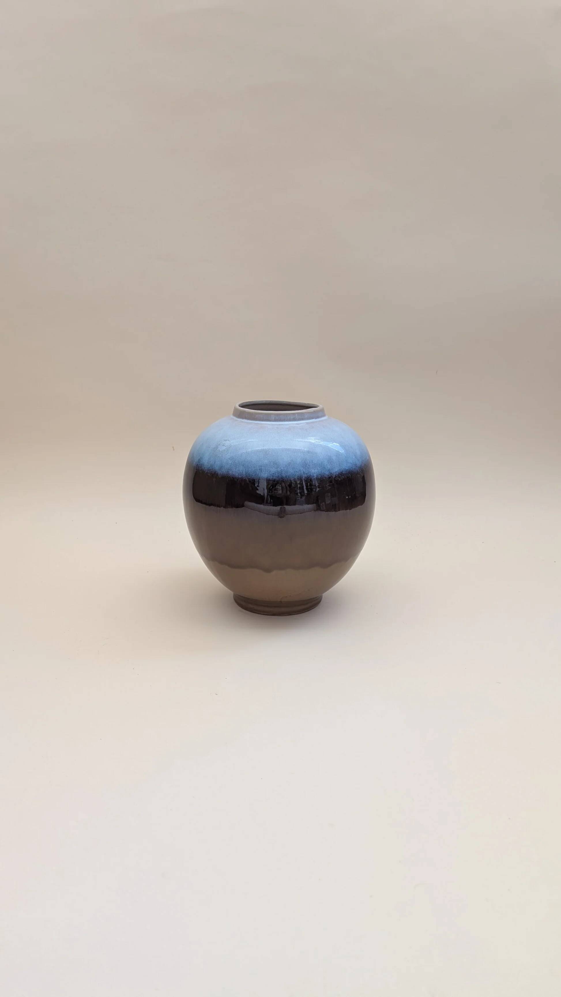 Ceramic vase