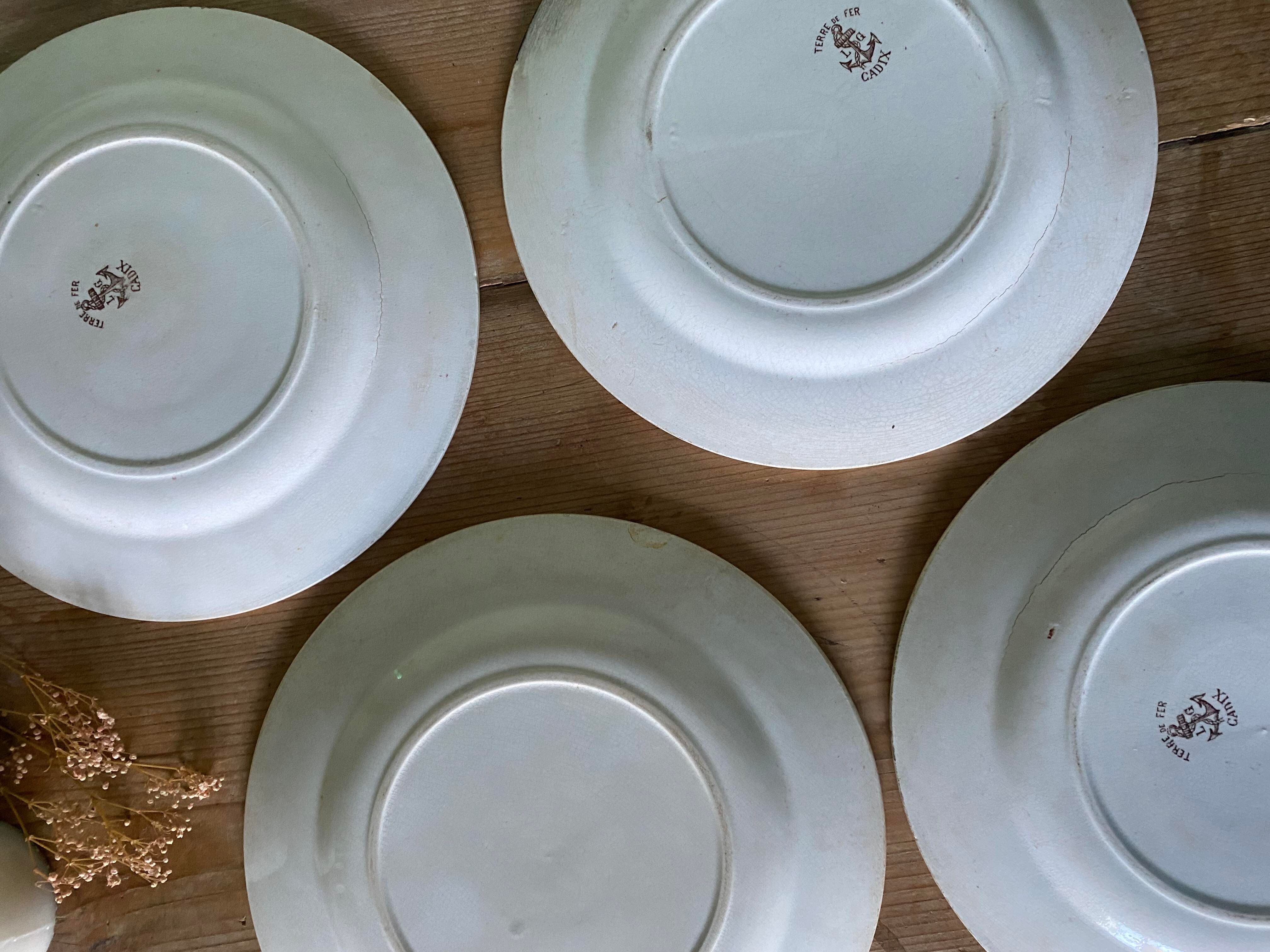 Set of 4 old flat plates in Terre de Fer, Cadiz L&G
