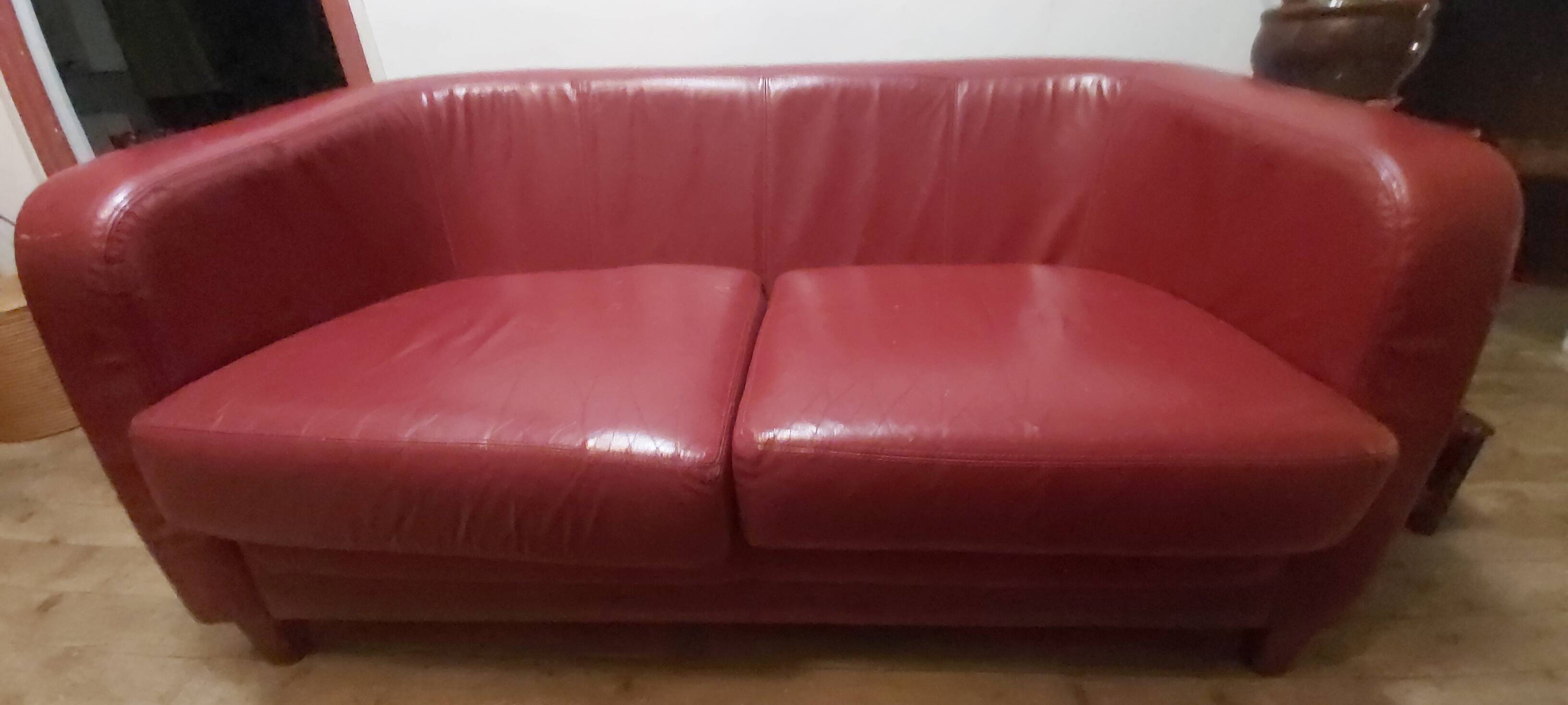 burgundy leather sofa