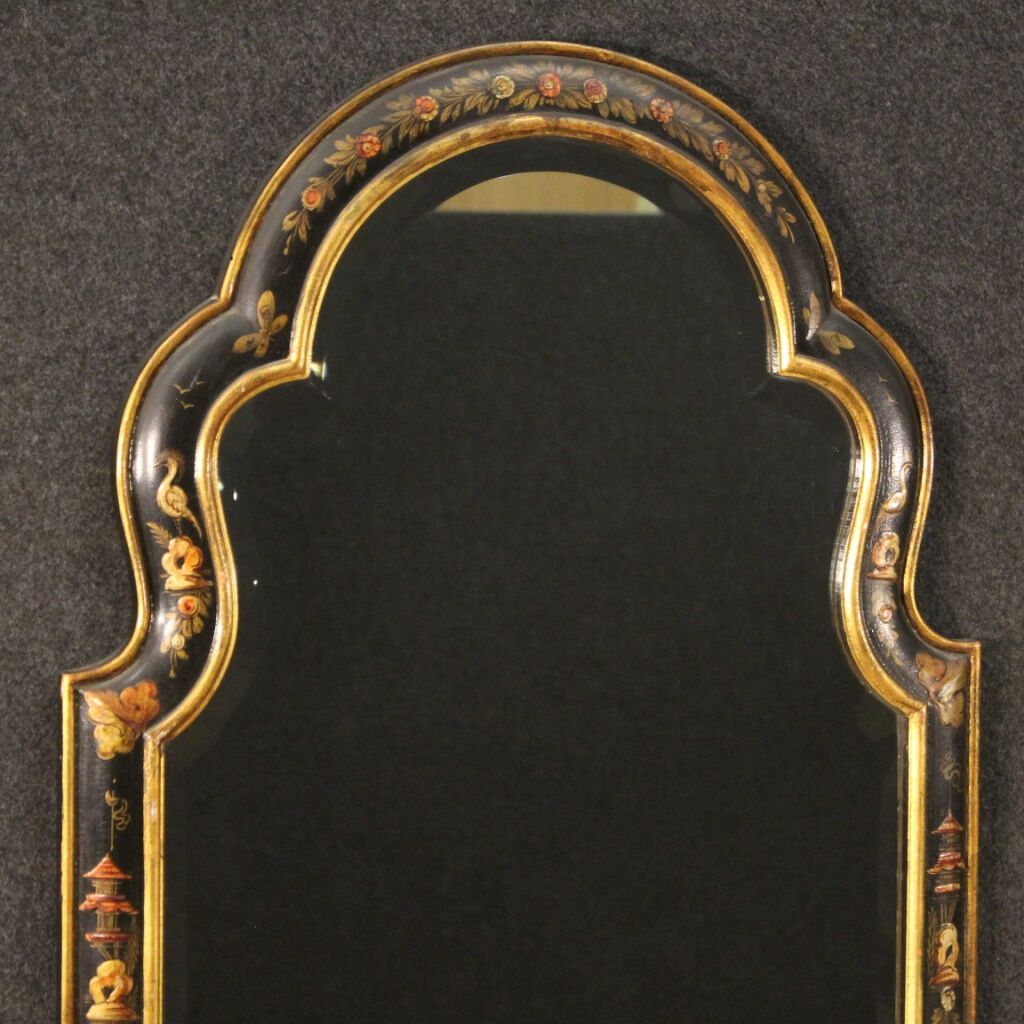 English mirror chinoiserie lacquered, gilded and painted