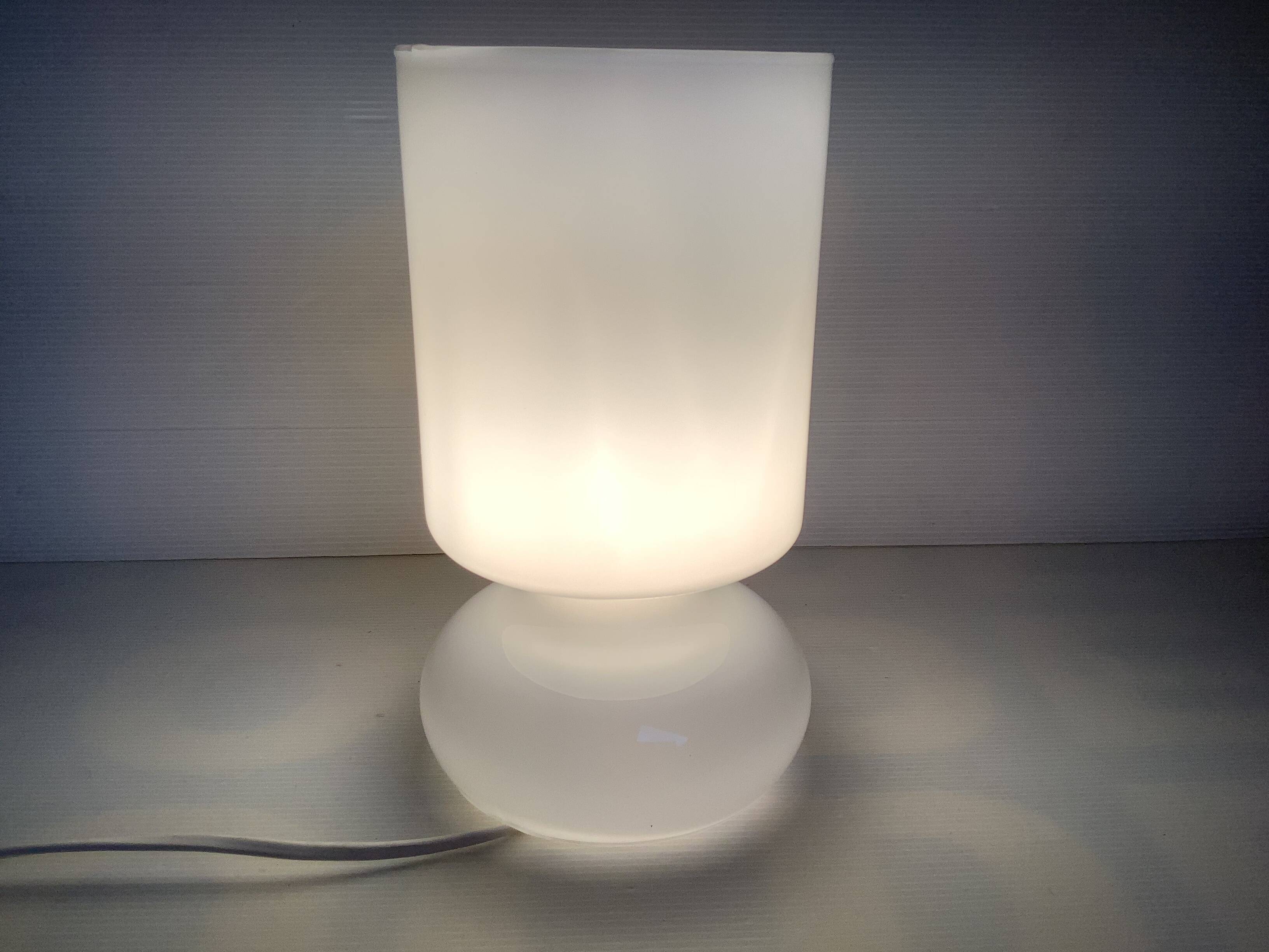 White glass paste lamp