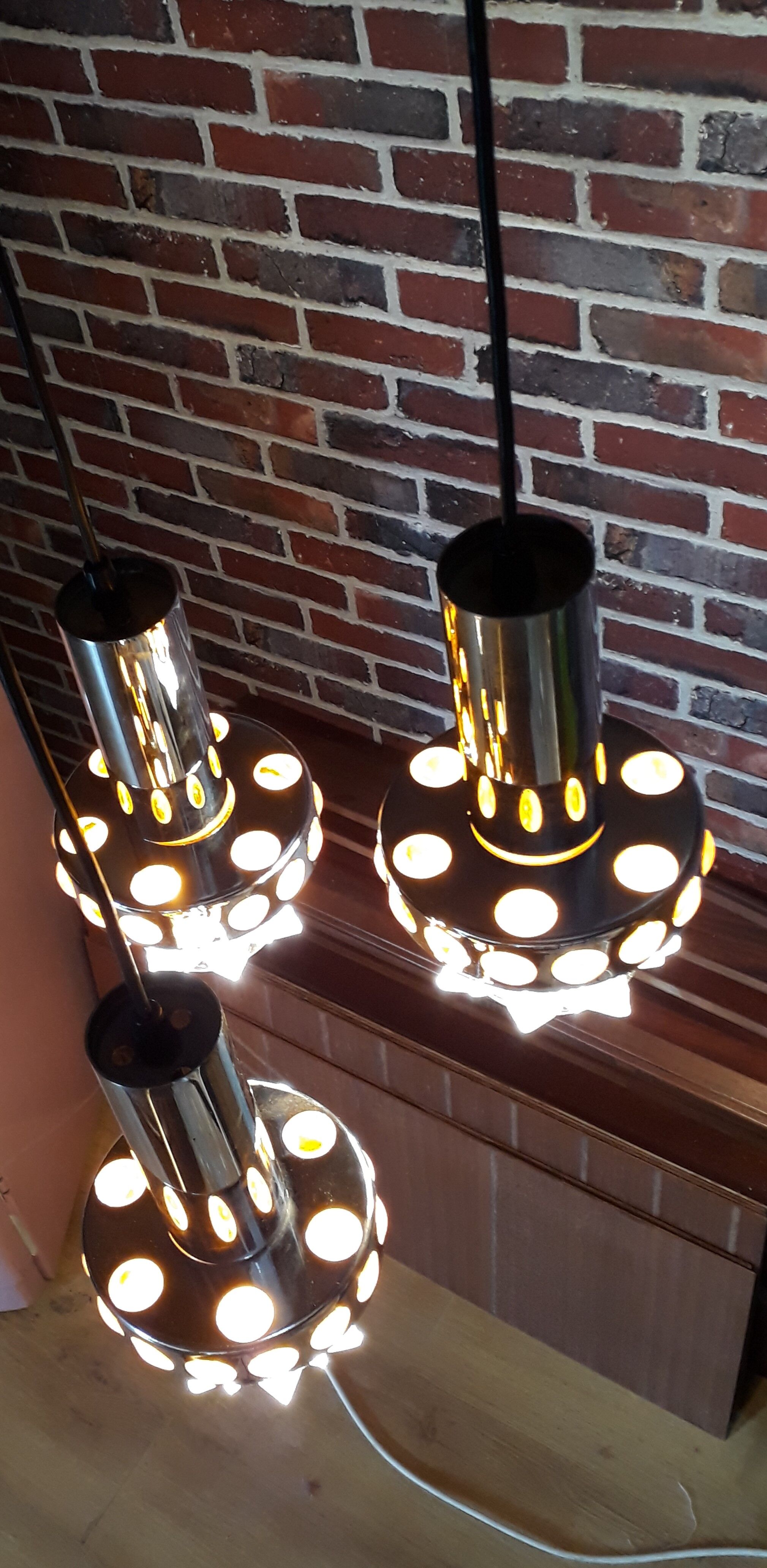 Hanging 3 lamps Raak - Holland, 1970. Space age style. In chrome, orange plexi glass. Very good condition