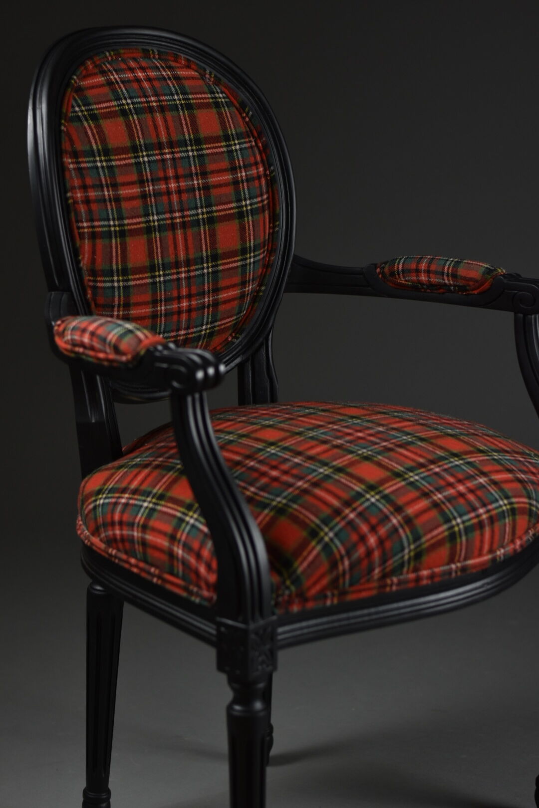 Medallion Chair with Tartan Fabric, Early XXth century