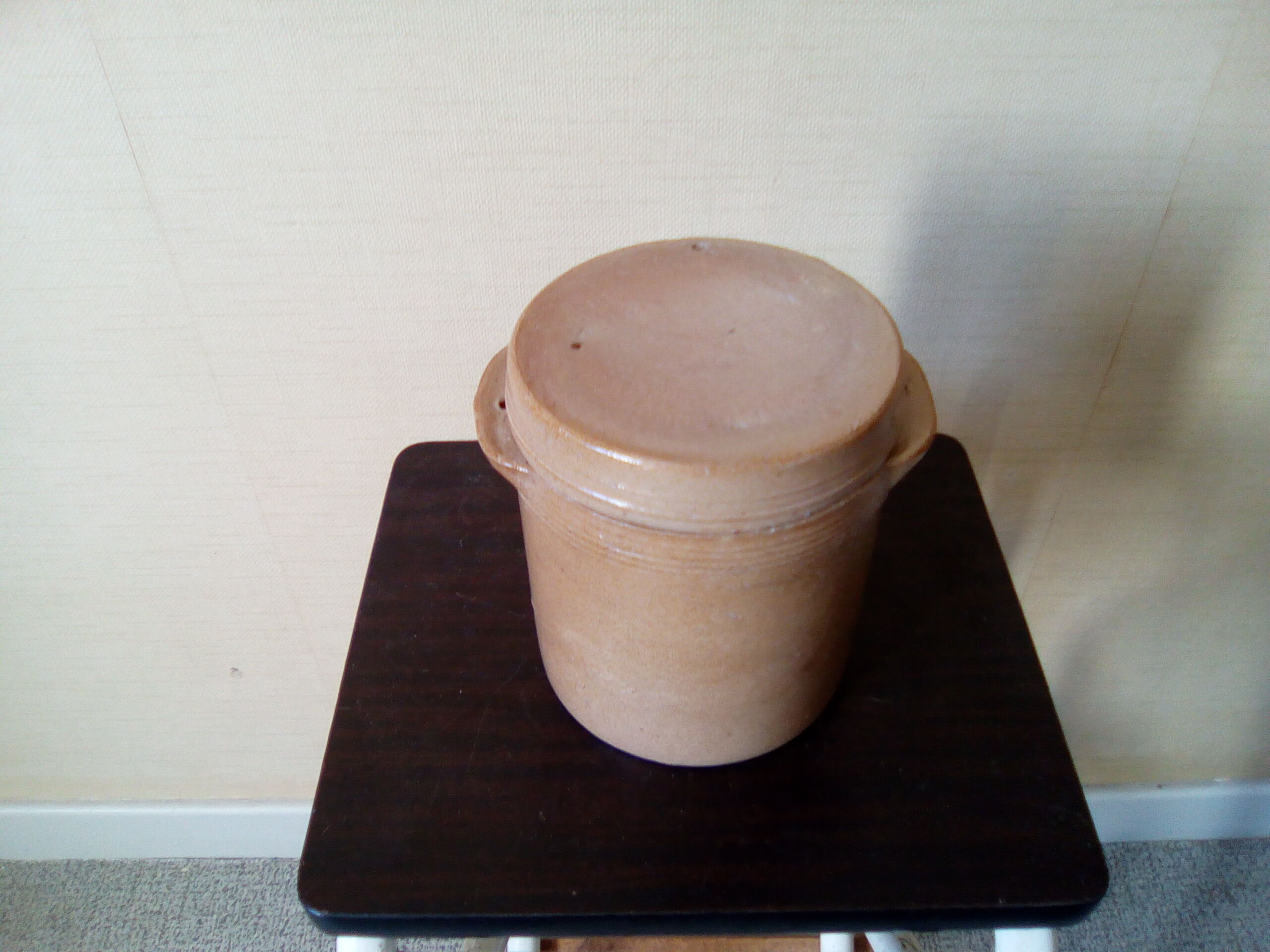 Pot à sel artisanal en grès vernissé