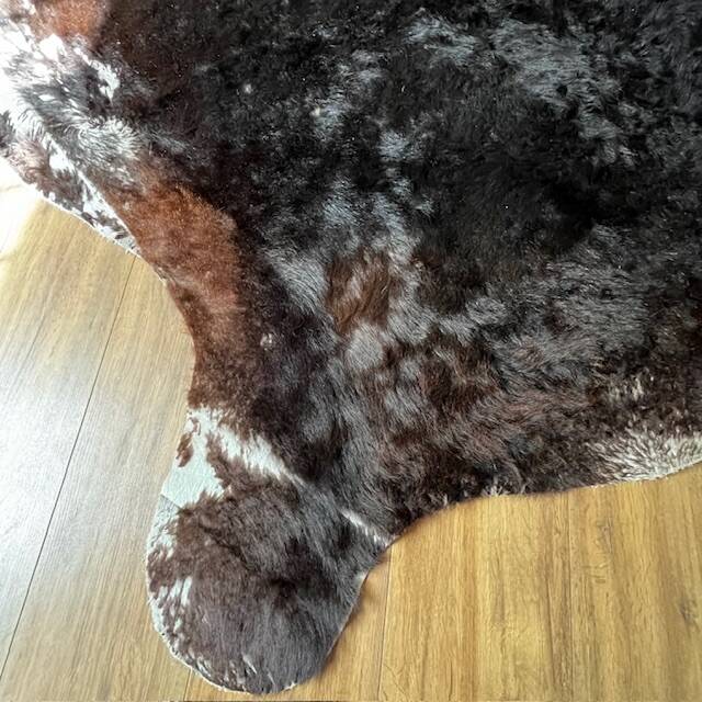 Brown cowhide rug, 2.30m