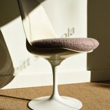 Tulip Chairs Eero Saarinen: set of three chairs