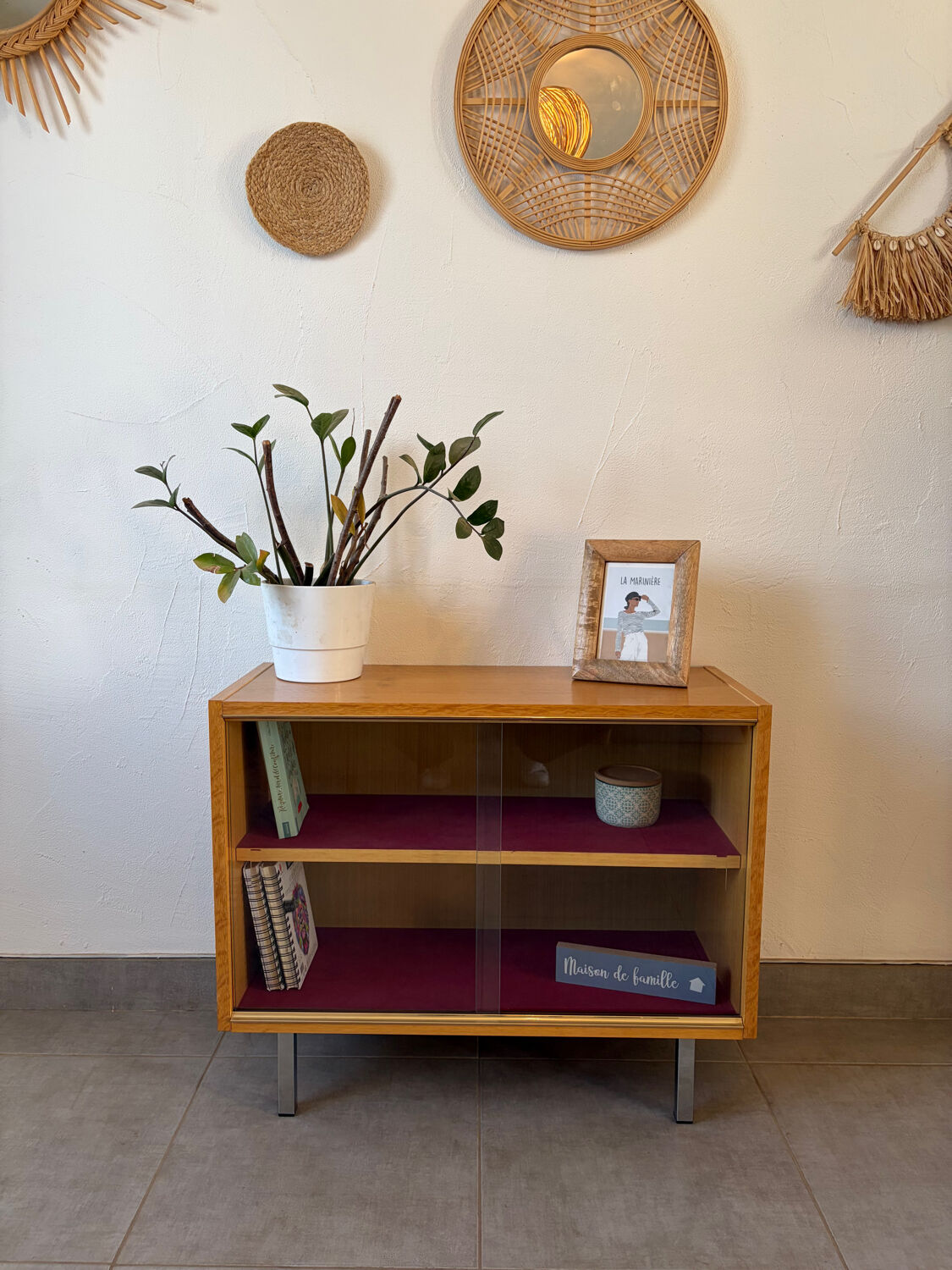 Vintage display cabinet from the 1960s