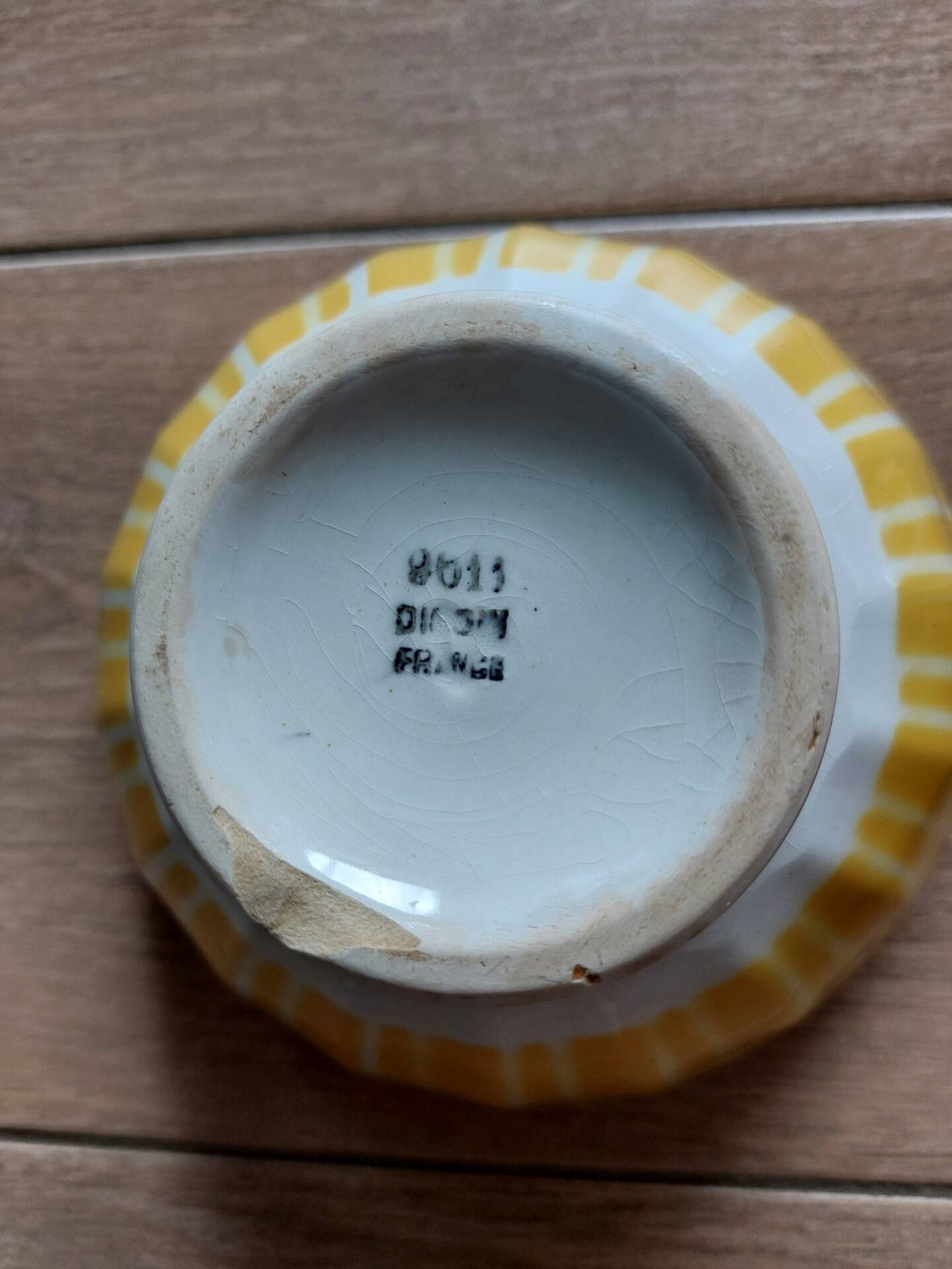Old faceted bowl Digoin 9611
