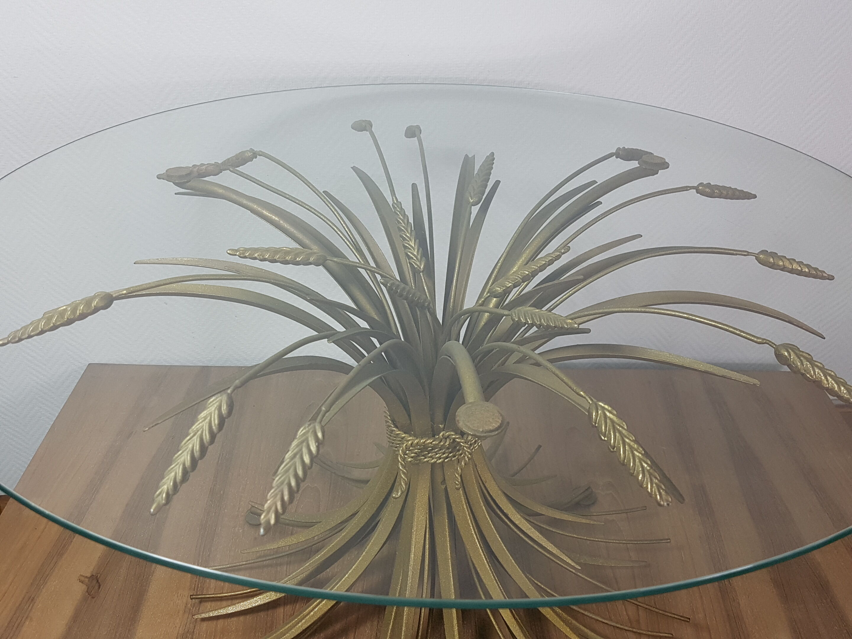 Table basse ronde gerbe de blé 1970