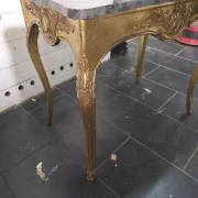 Table en bois doré style Louis XV du XIXe 