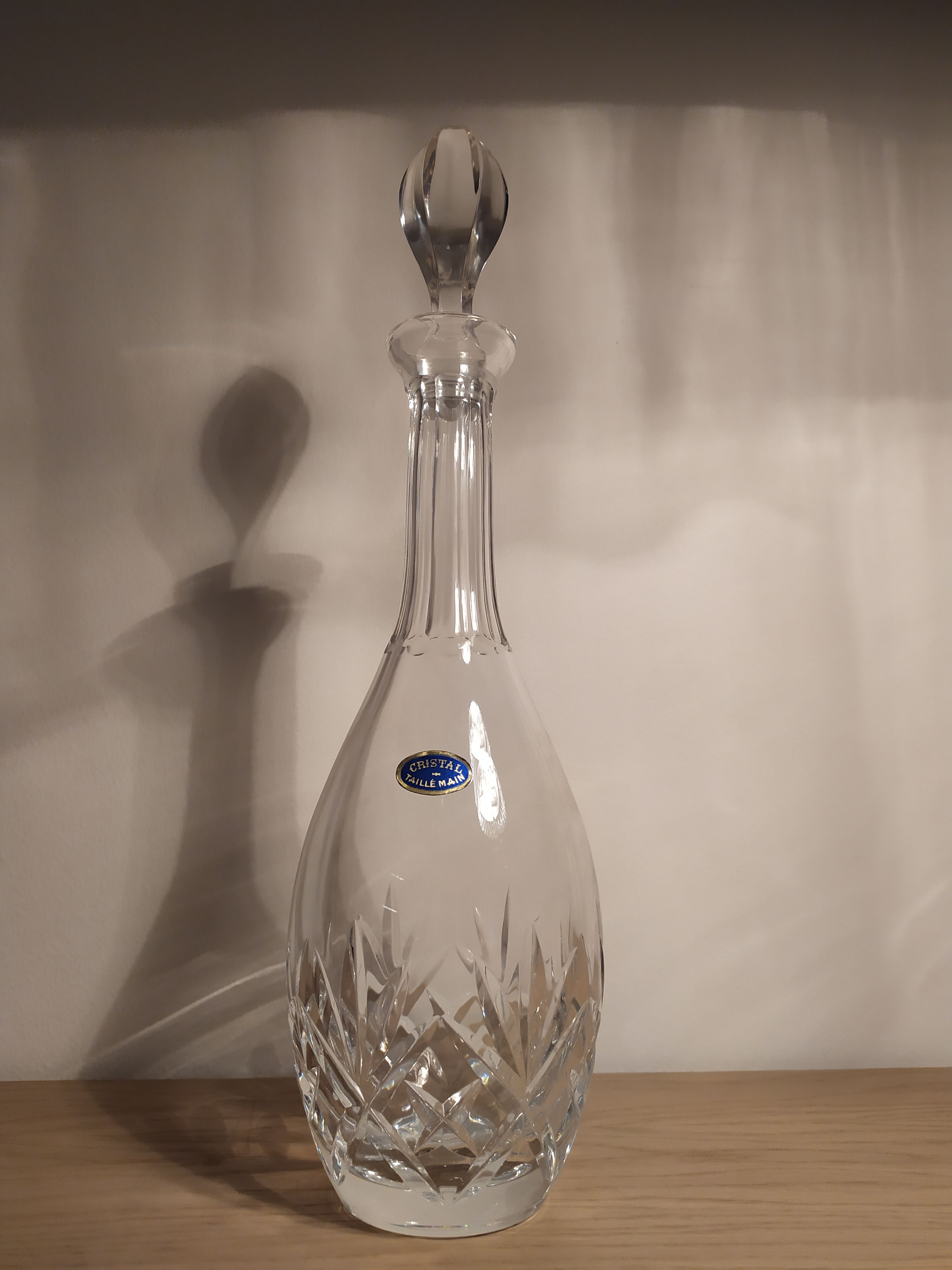 Crystal wine decanter