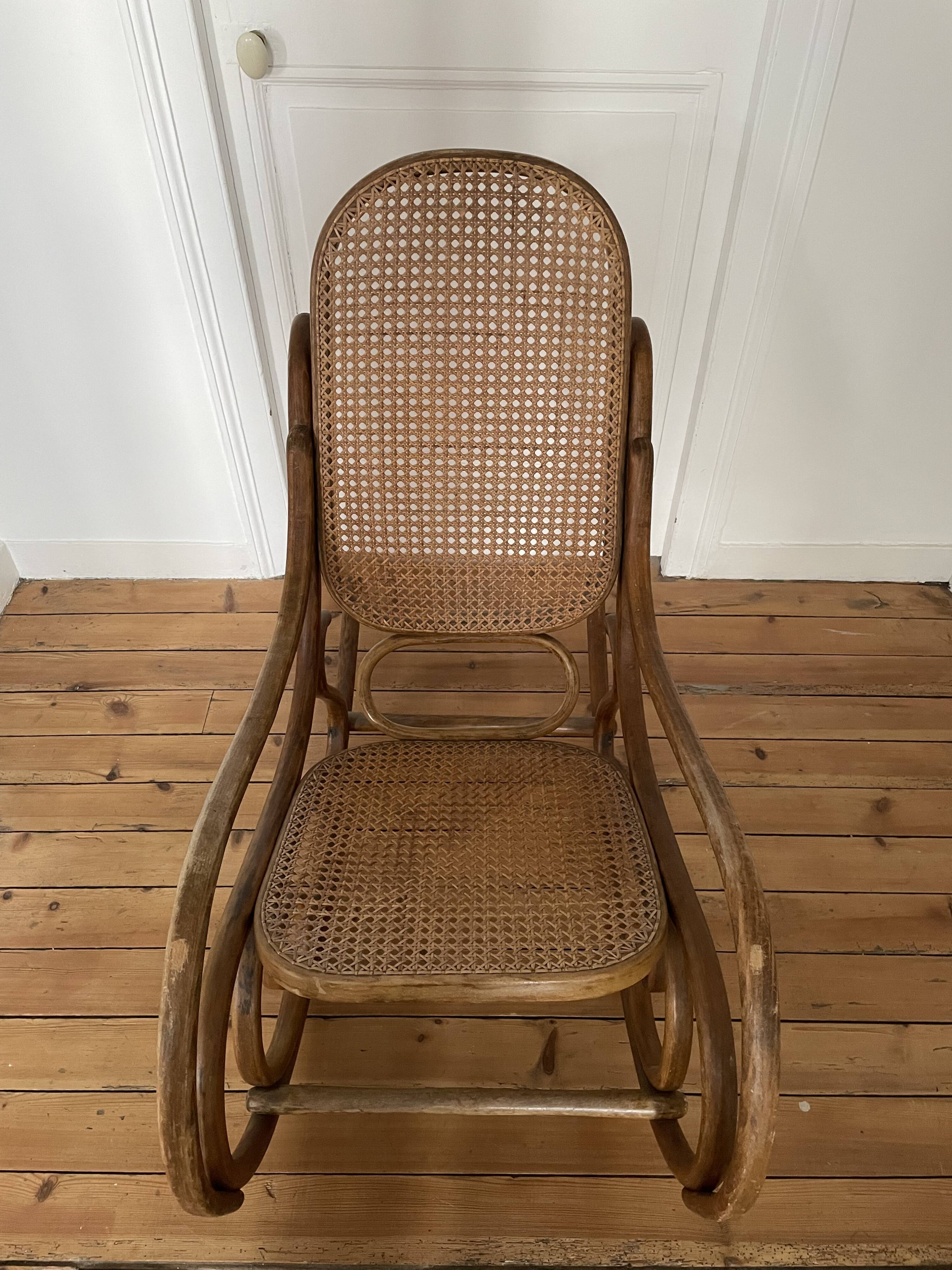 Rocking chair Thonet N.10